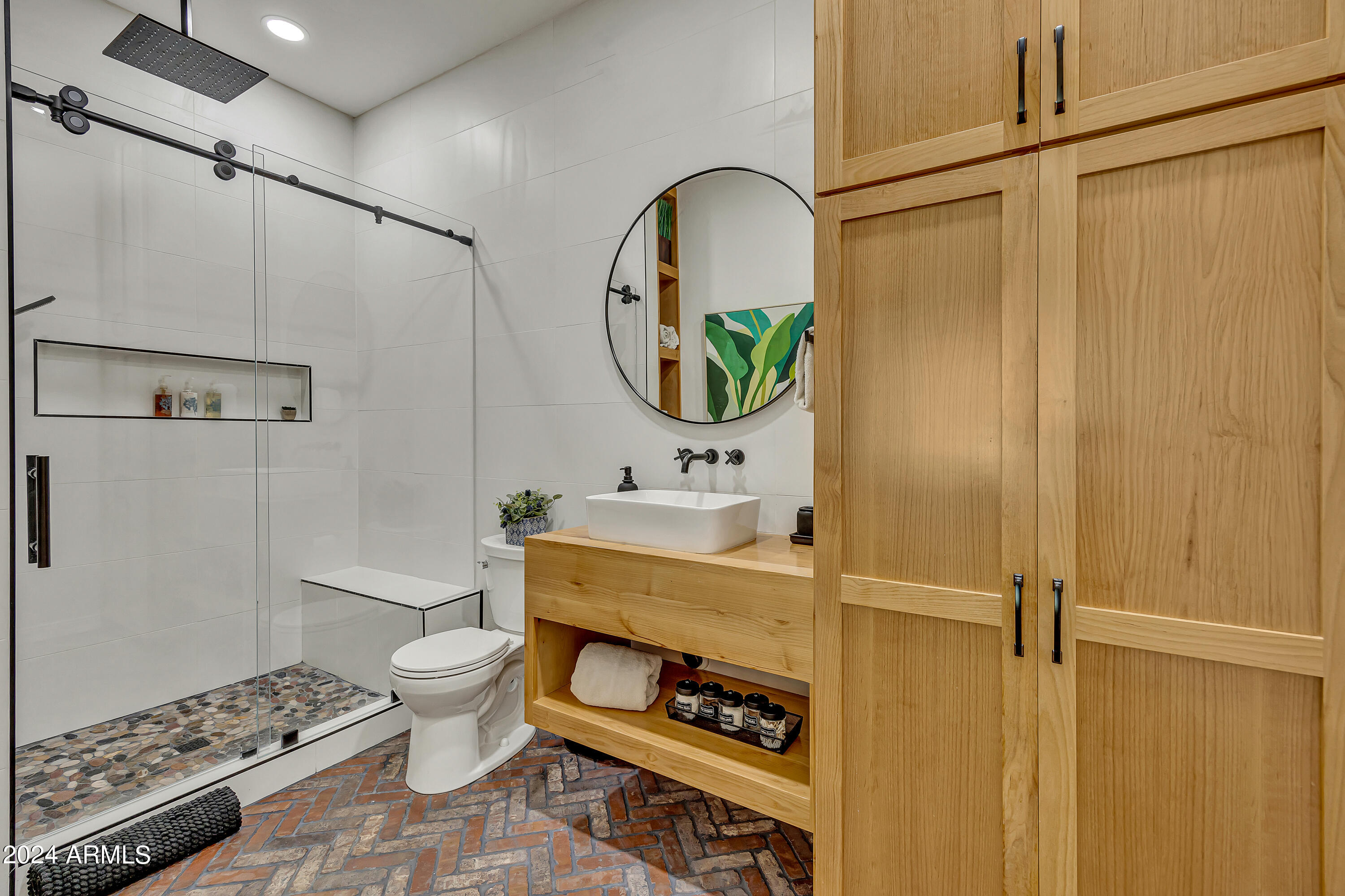 2776 E TAURUS Place