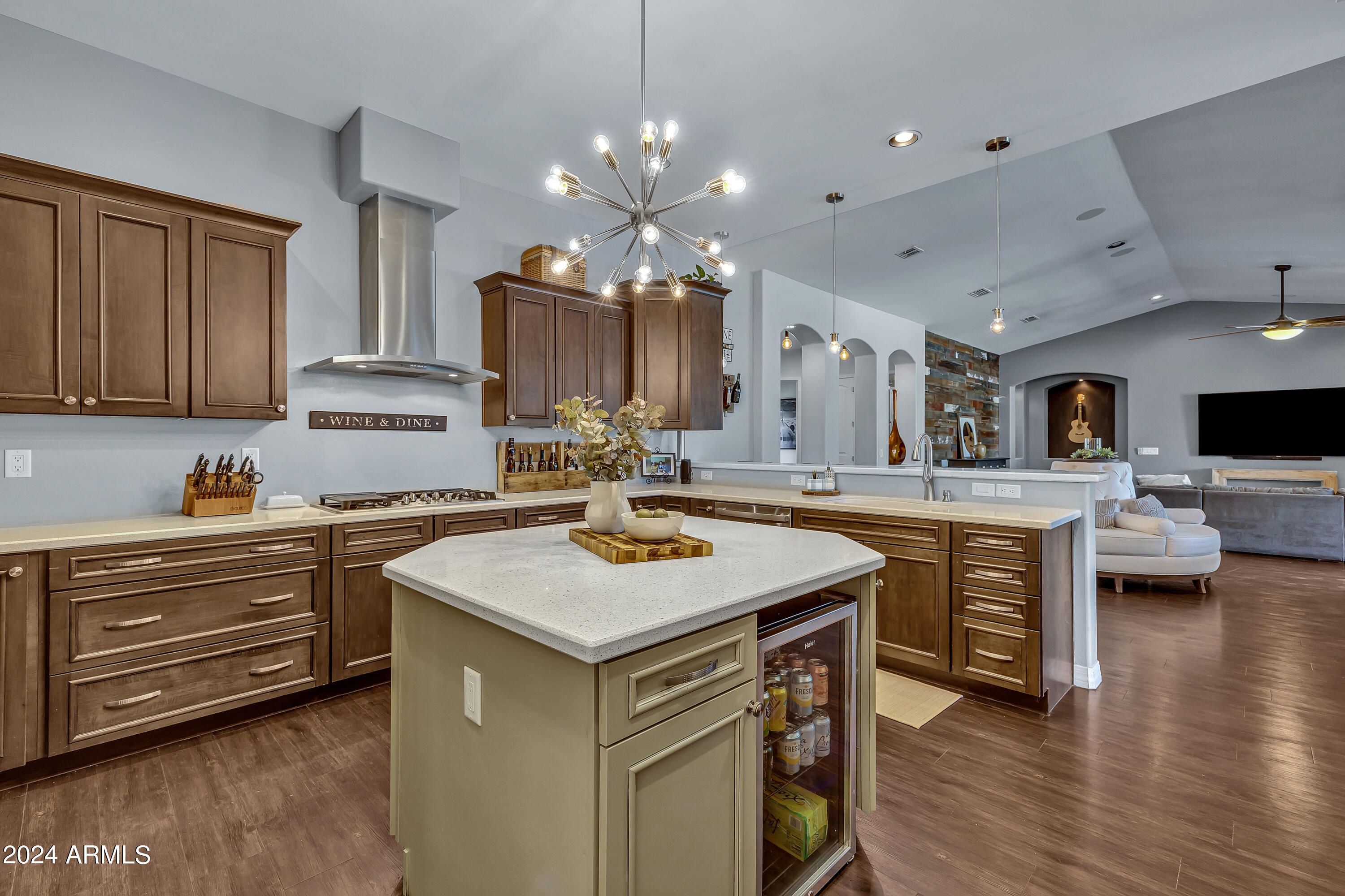 2776 E TAURUS Place