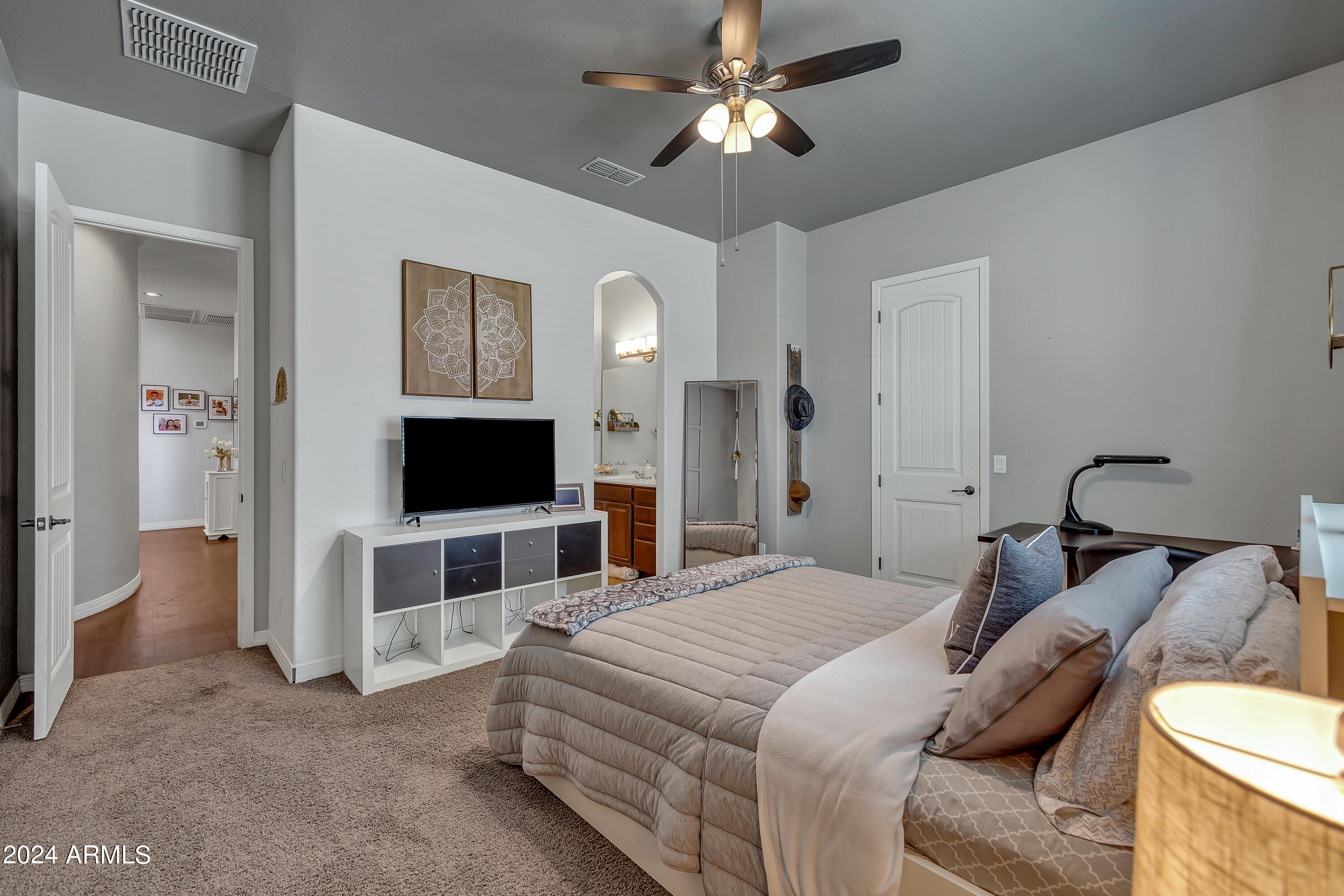 2776 E TAURUS Place