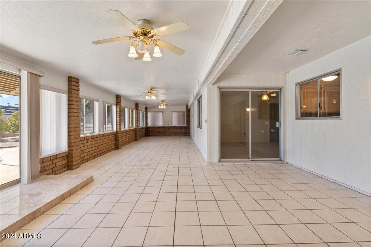 17210 N FOOTHILLS Drive