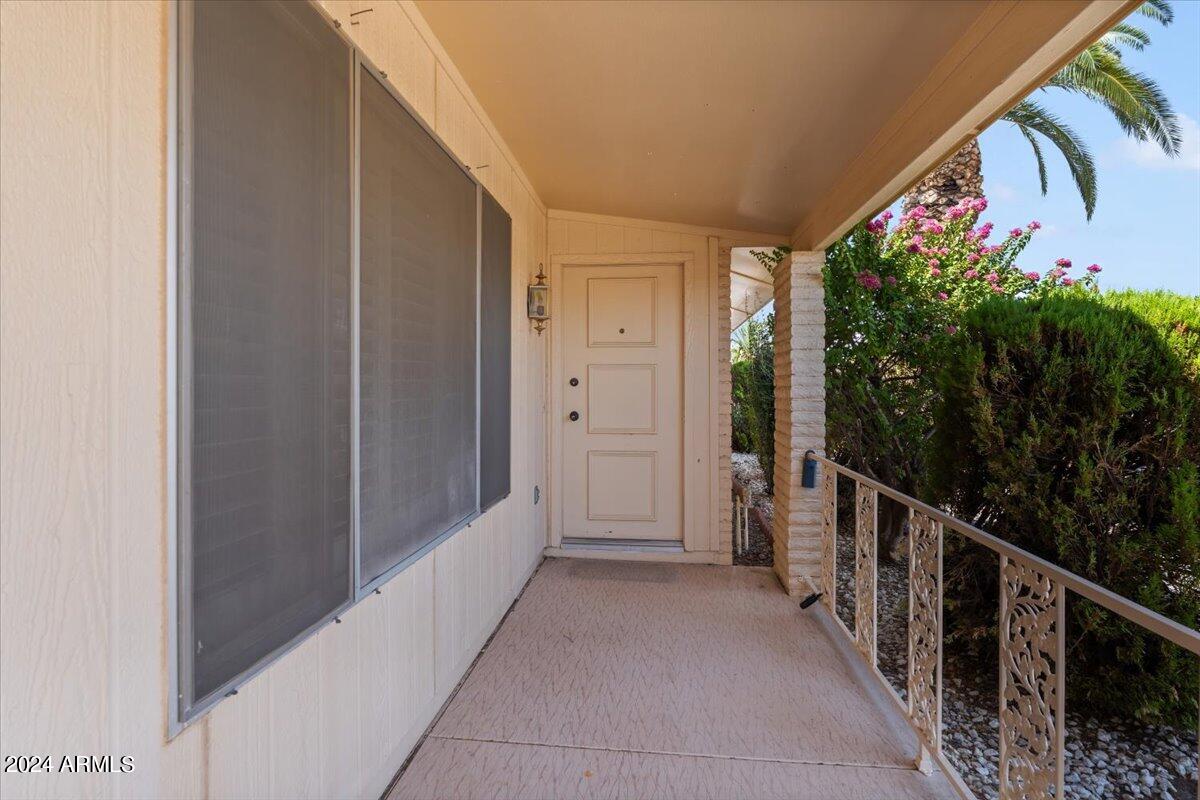17210 N FOOTHILLS Drive