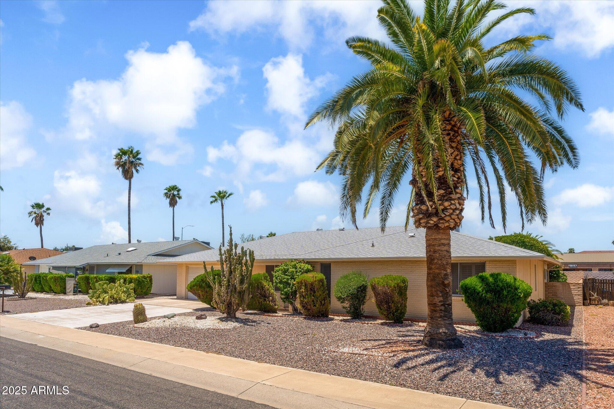17210 N FOOTHILLS Drive
