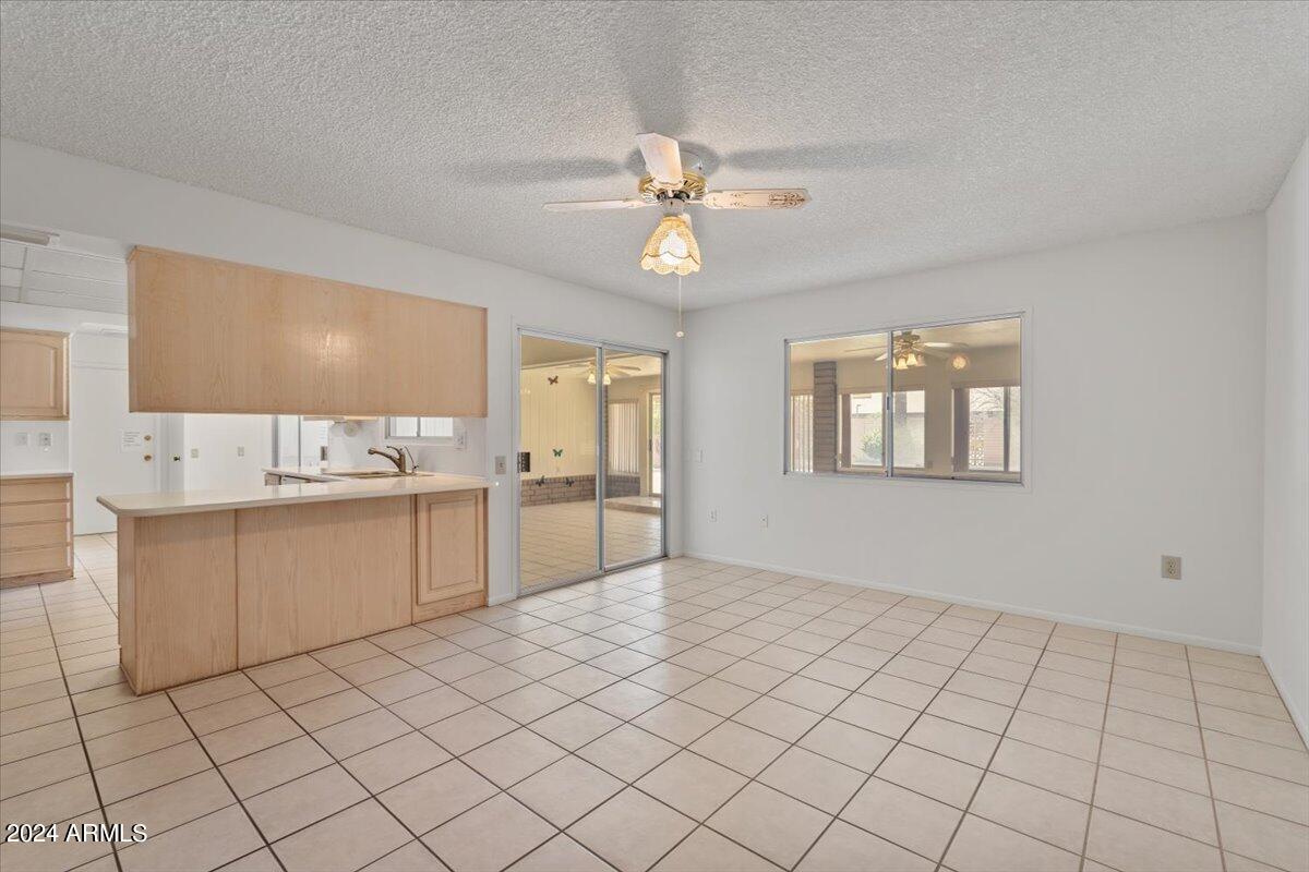 17210 N FOOTHILLS Drive