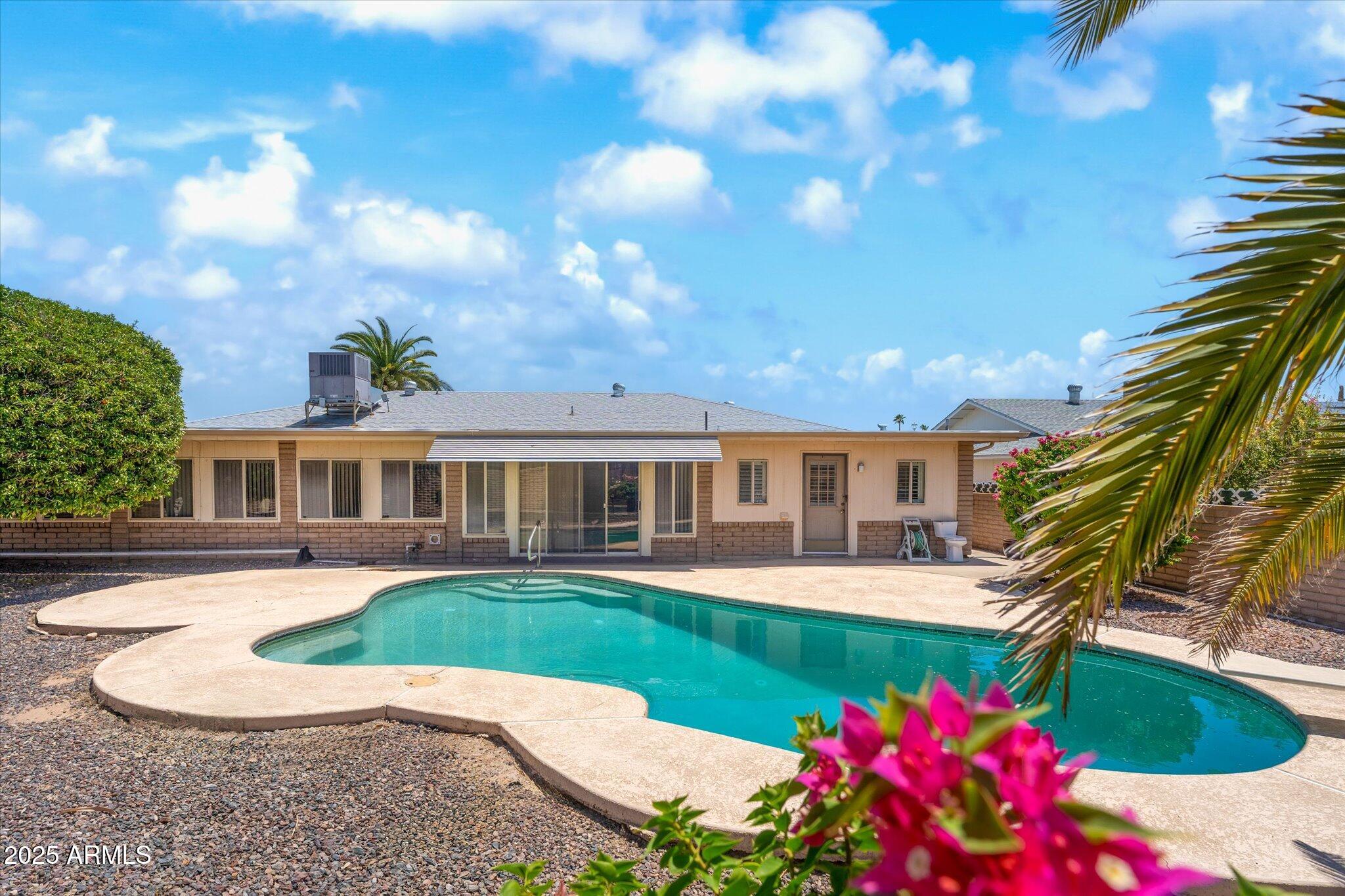 17210 N FOOTHILLS Drive