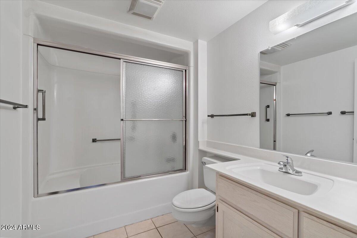 17210 N FOOTHILLS Drive