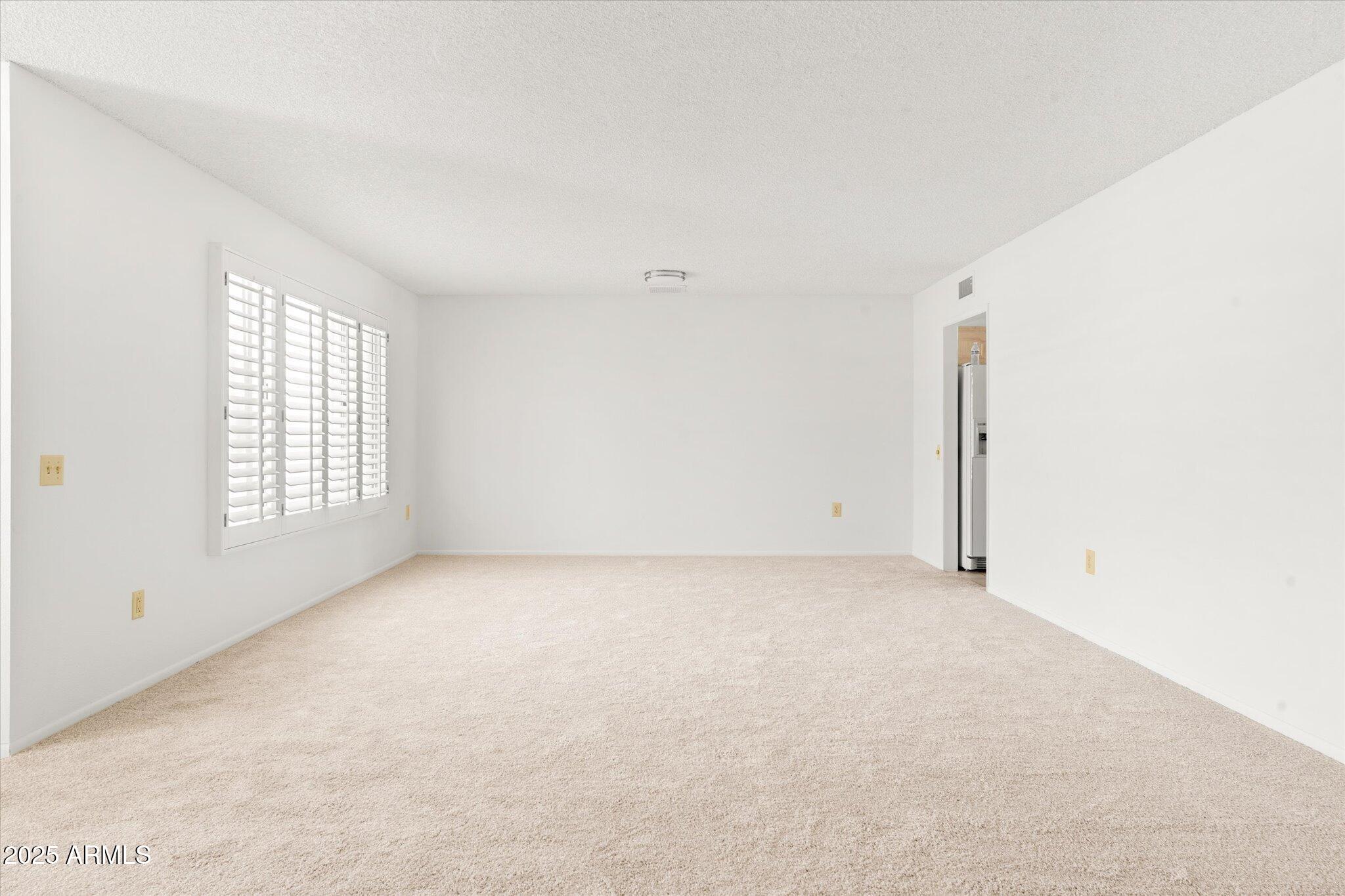 17210 N FOOTHILLS Drive