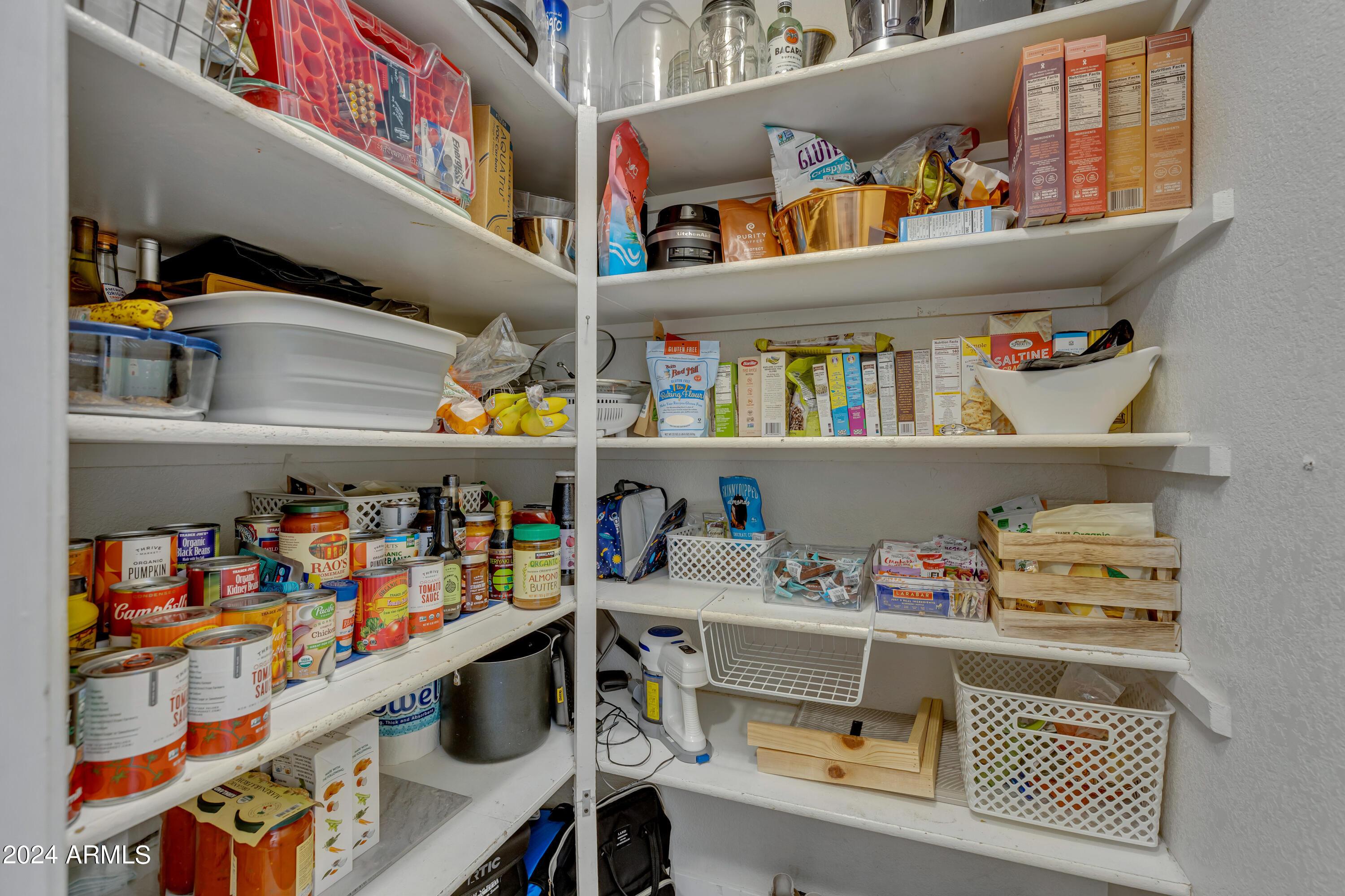 426 E MERRILL Avenue