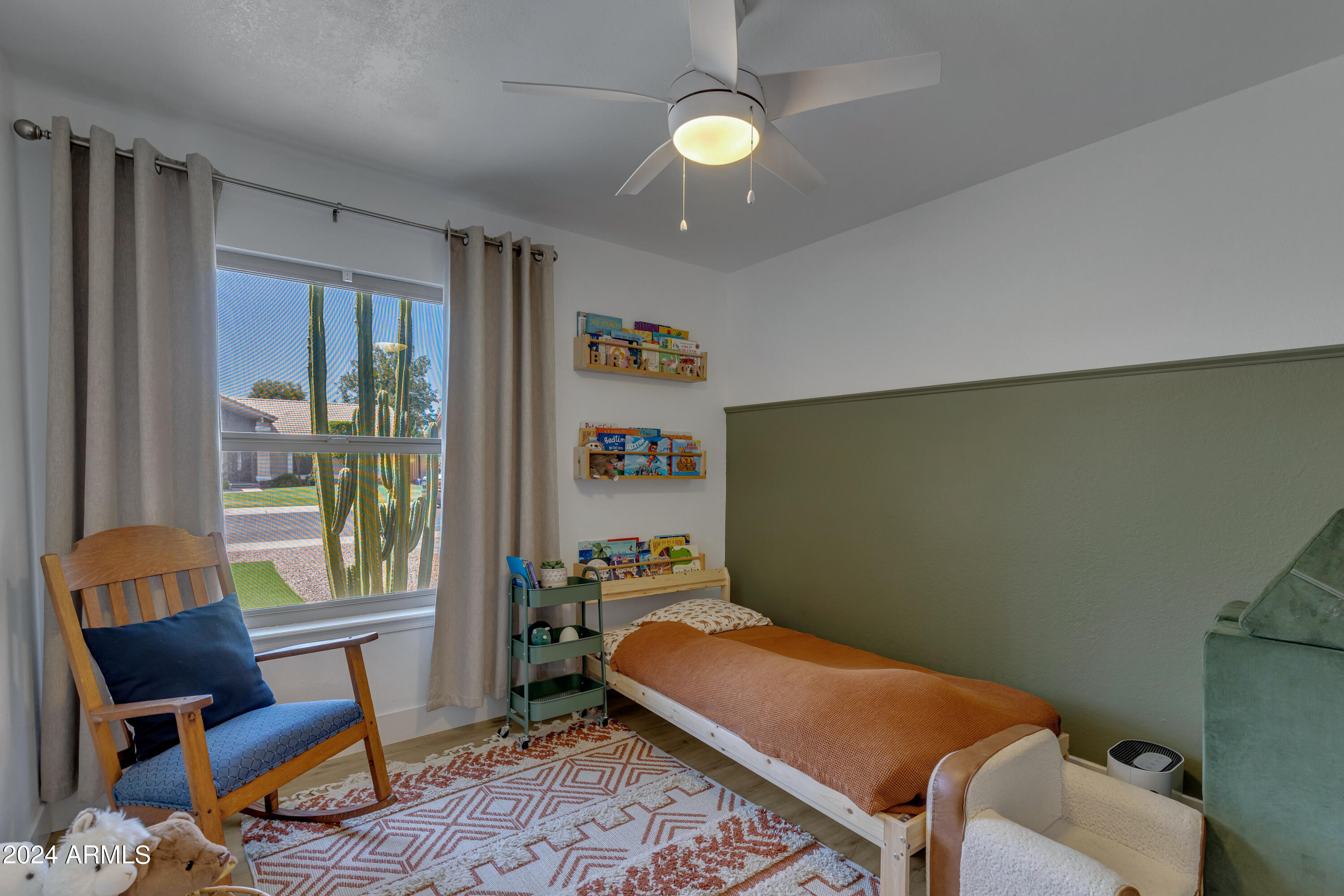 426 E MERRILL Avenue