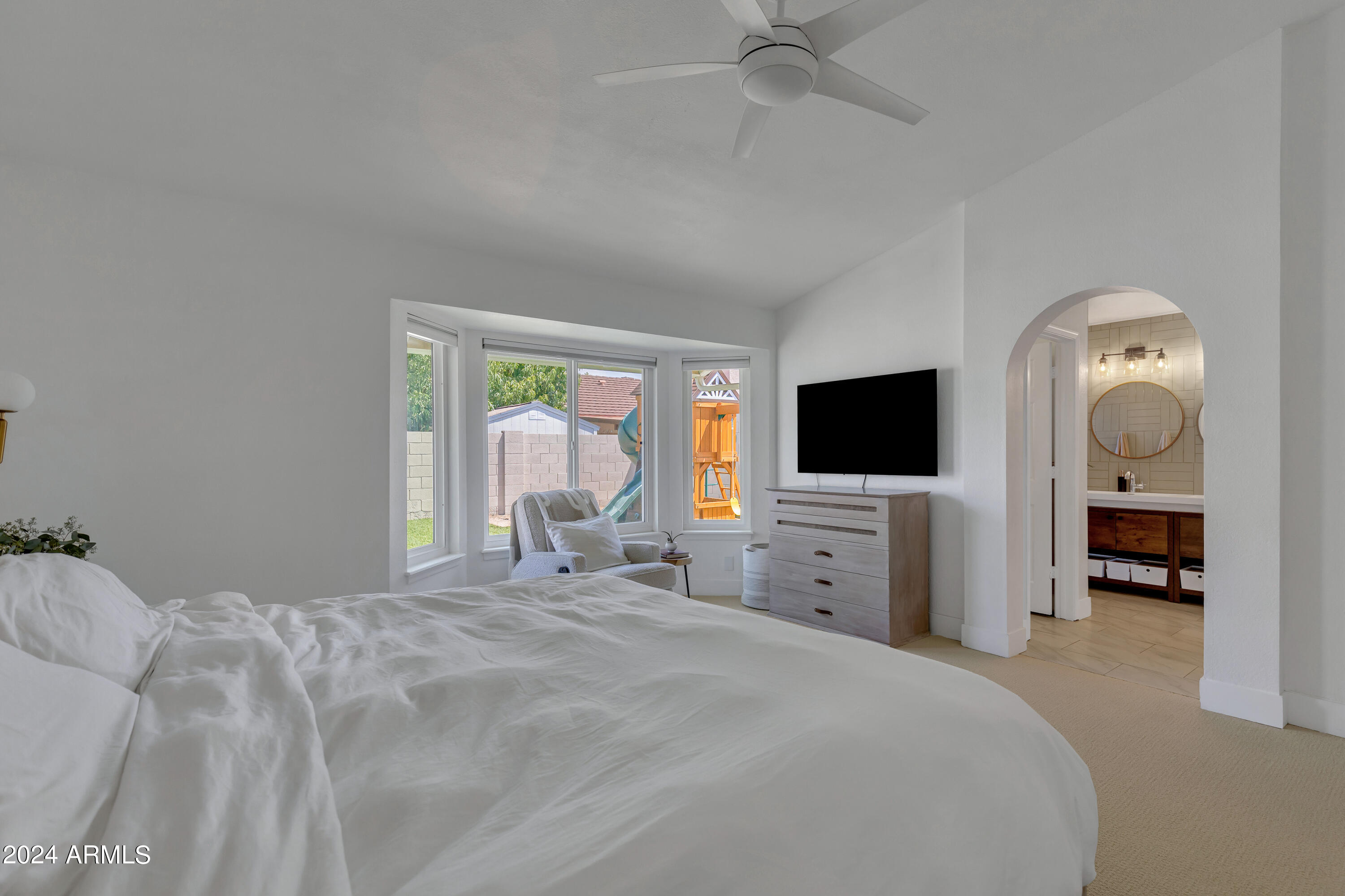 426 E MERRILL Avenue