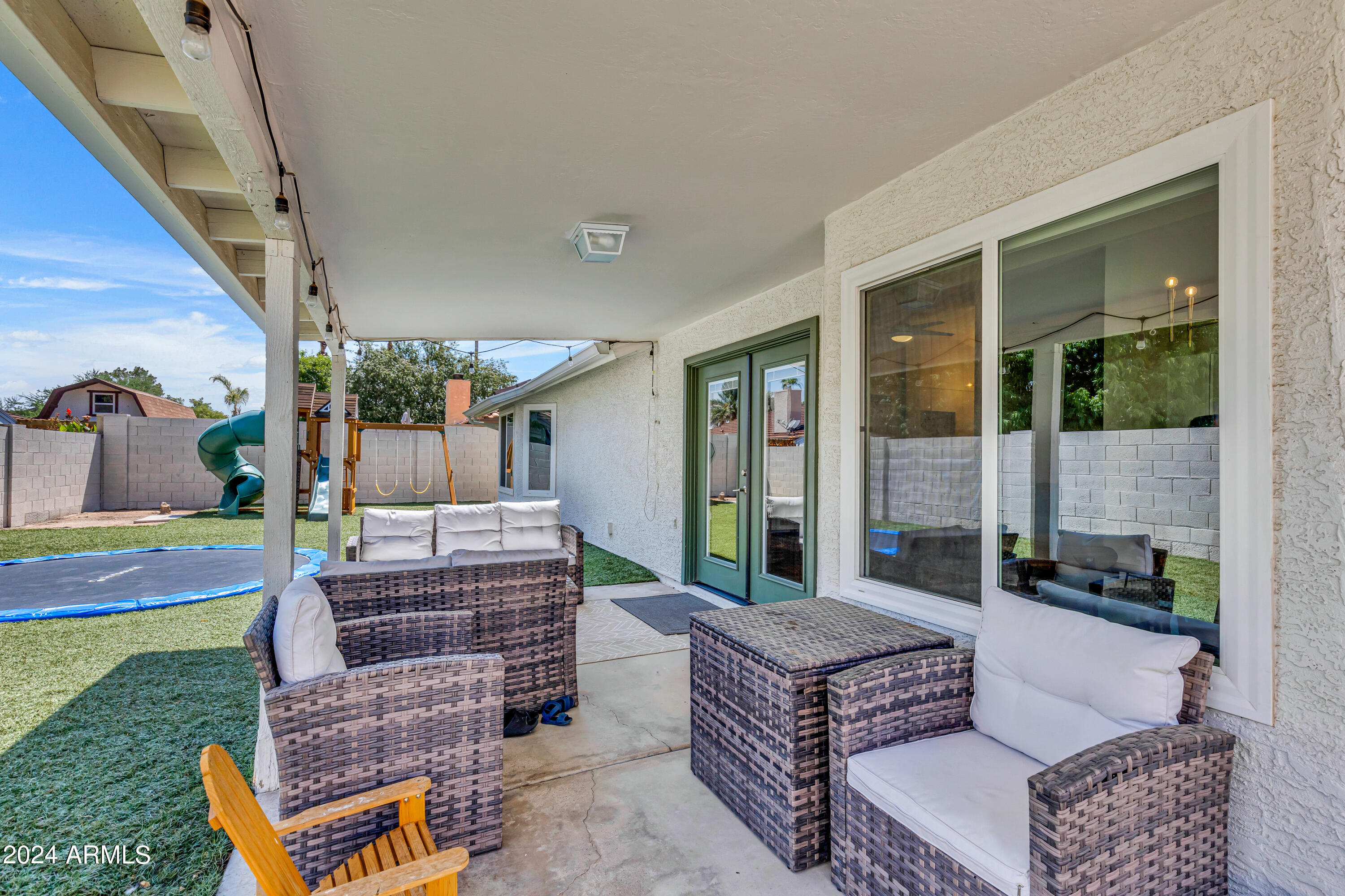 426 E MERRILL Avenue