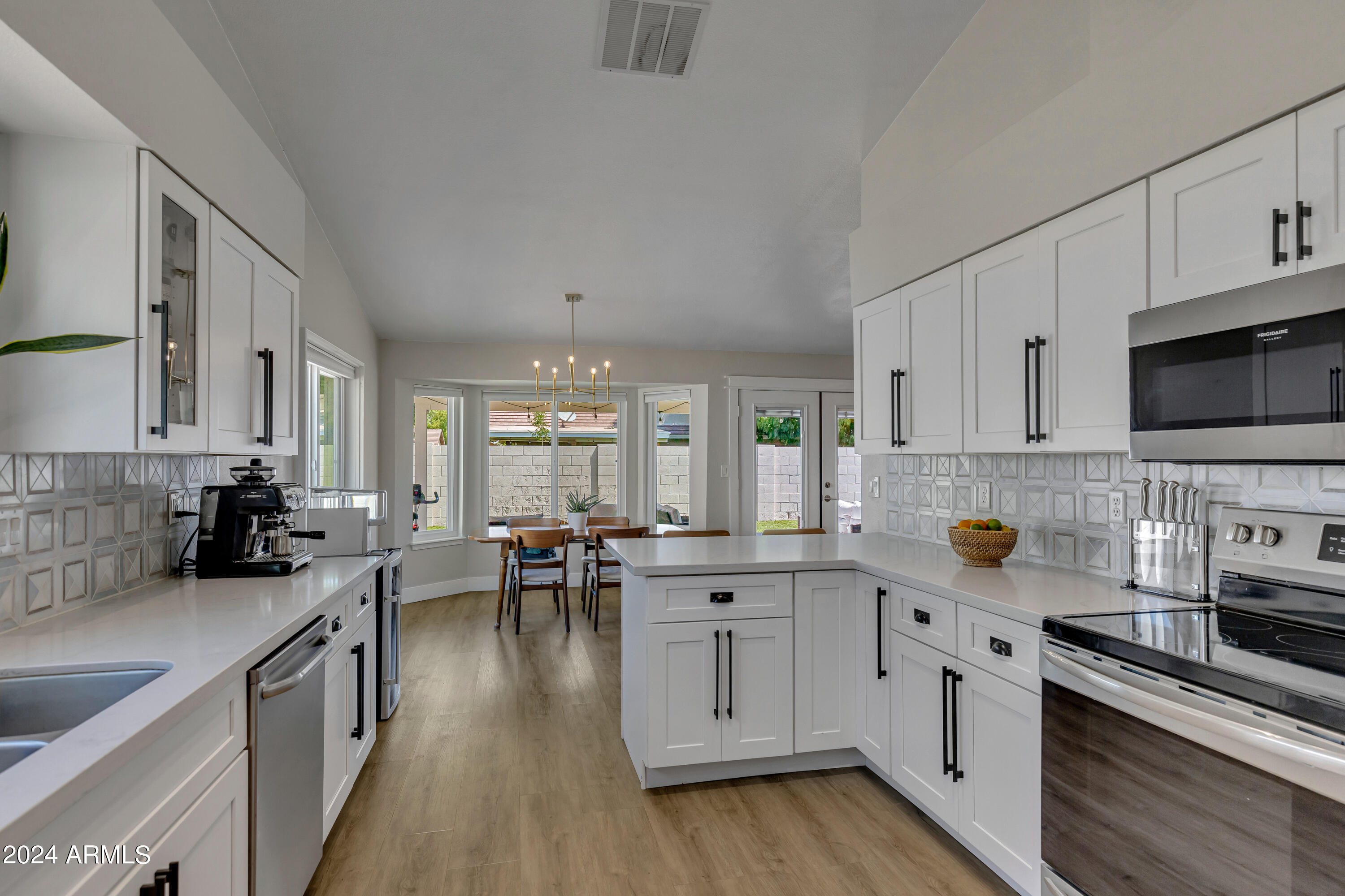 426 E MERRILL Avenue