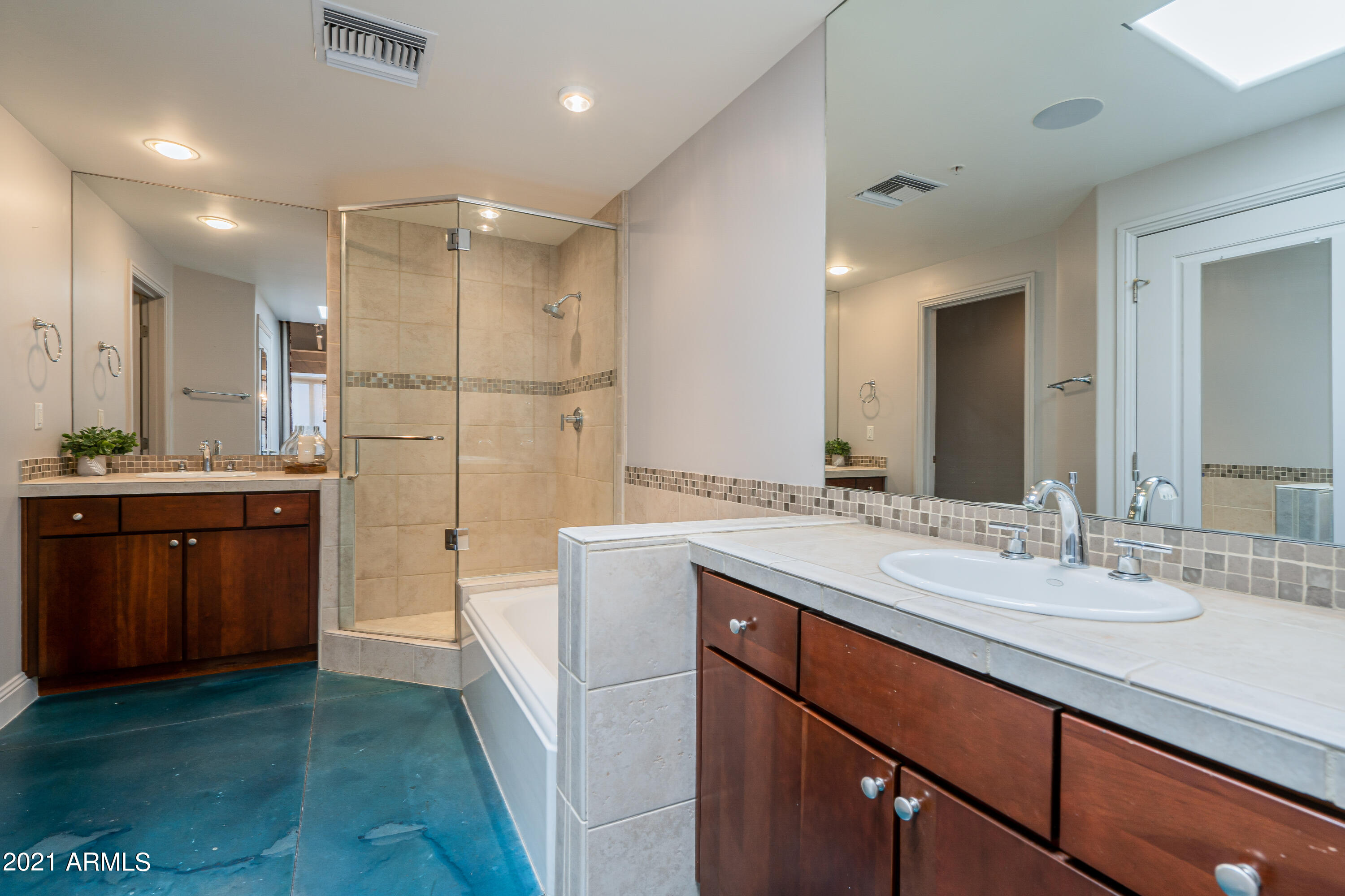 7033 E MAIN Street # A200