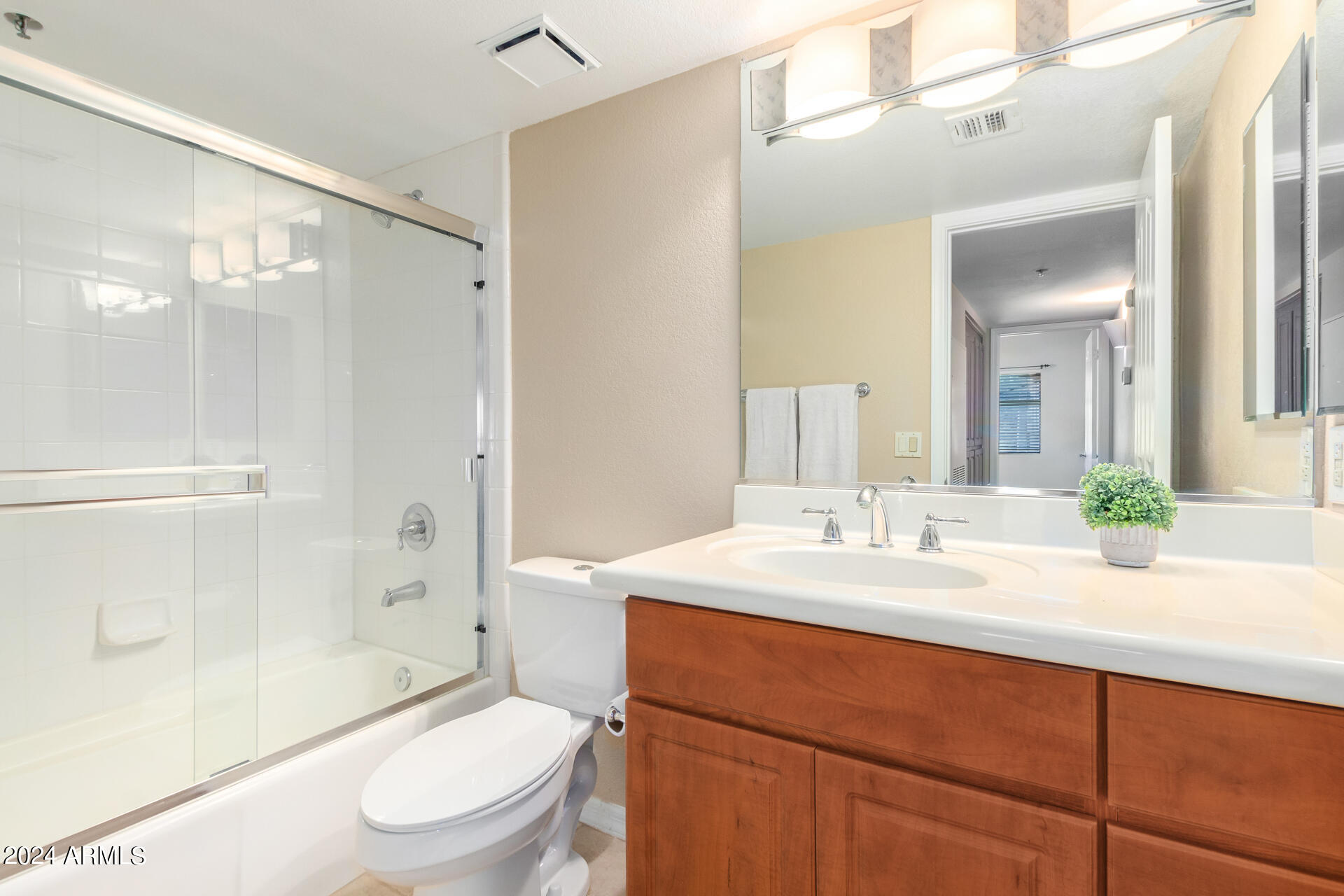 5104 N 32ND Street # 216