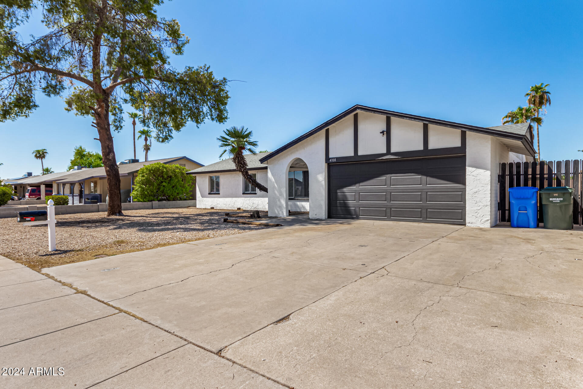 4108 W SHANGRI LA Road