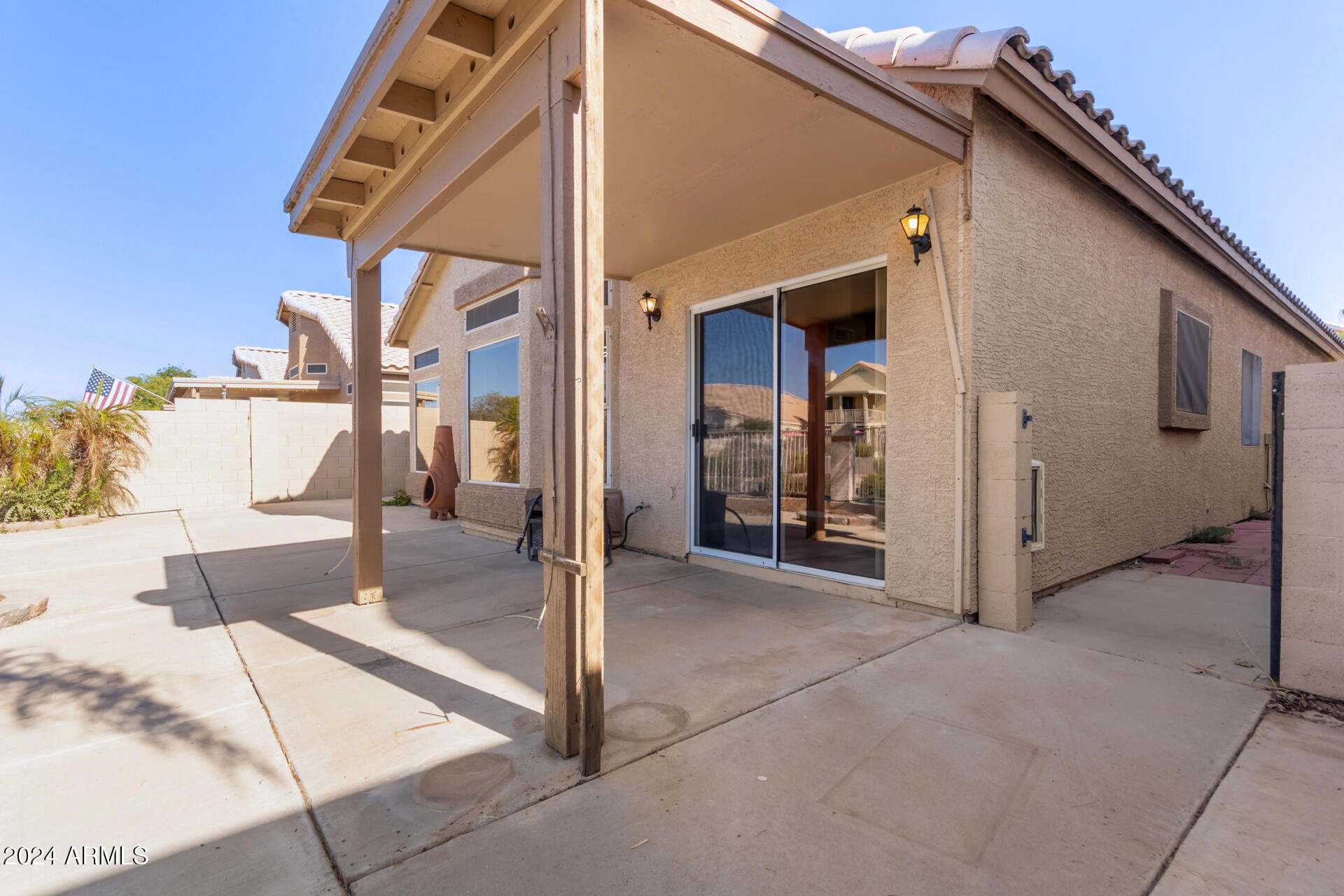 668 S CATALINA Street