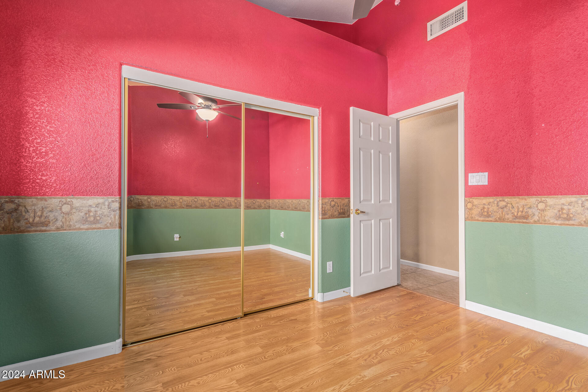 668 S CATALINA Street