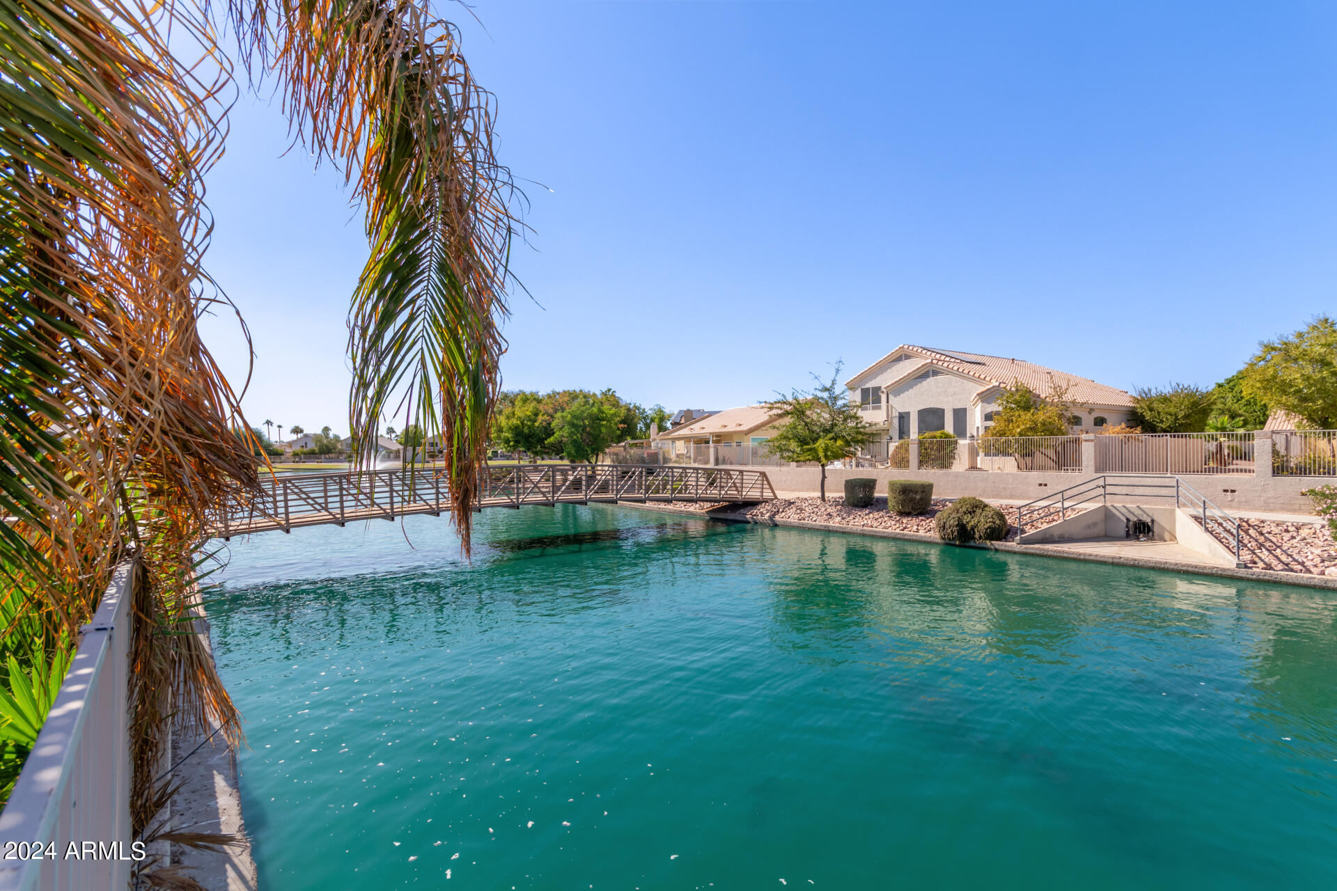 668 S CATALINA Street