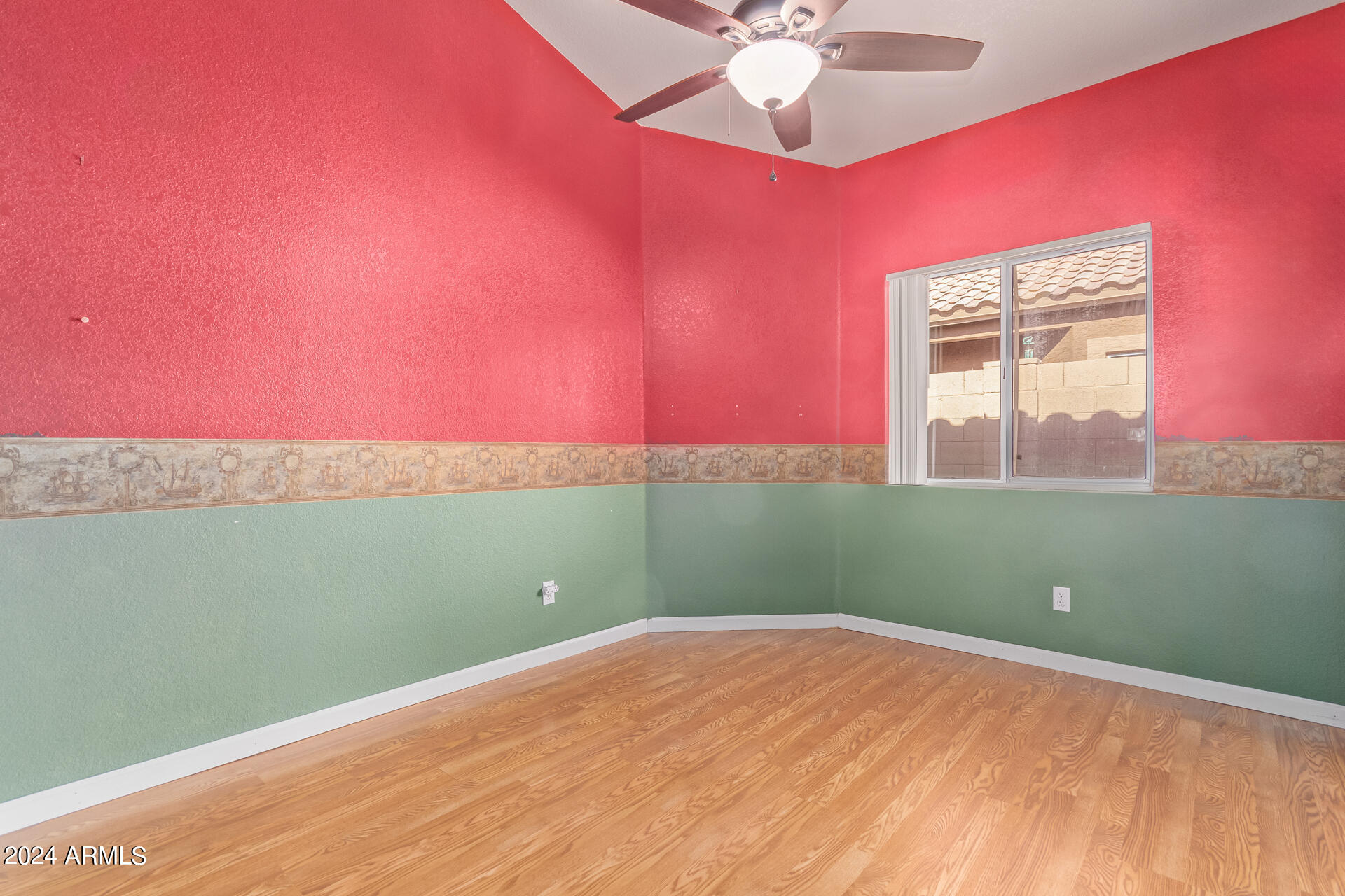 668 S CATALINA Street