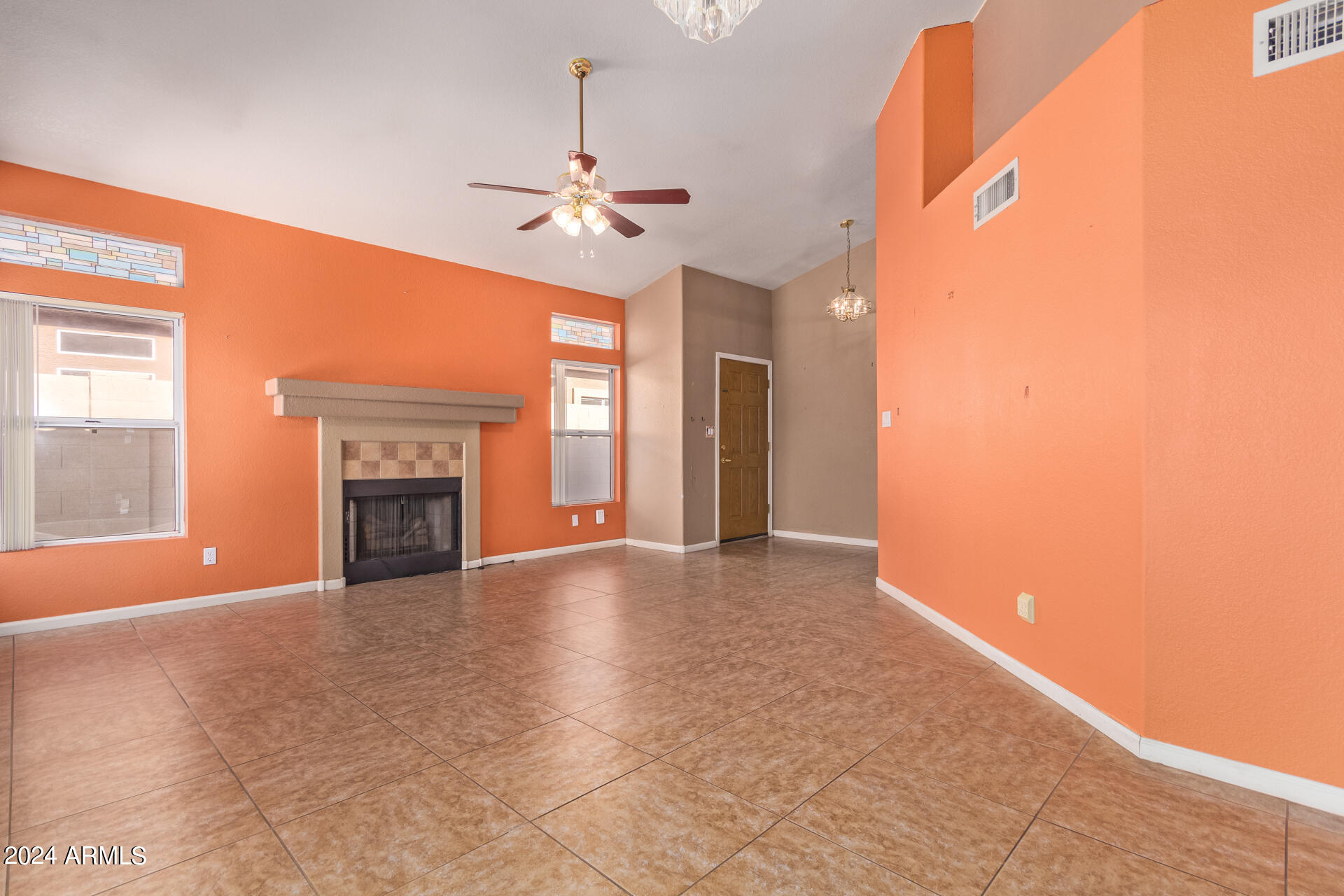 668 S CATALINA Street