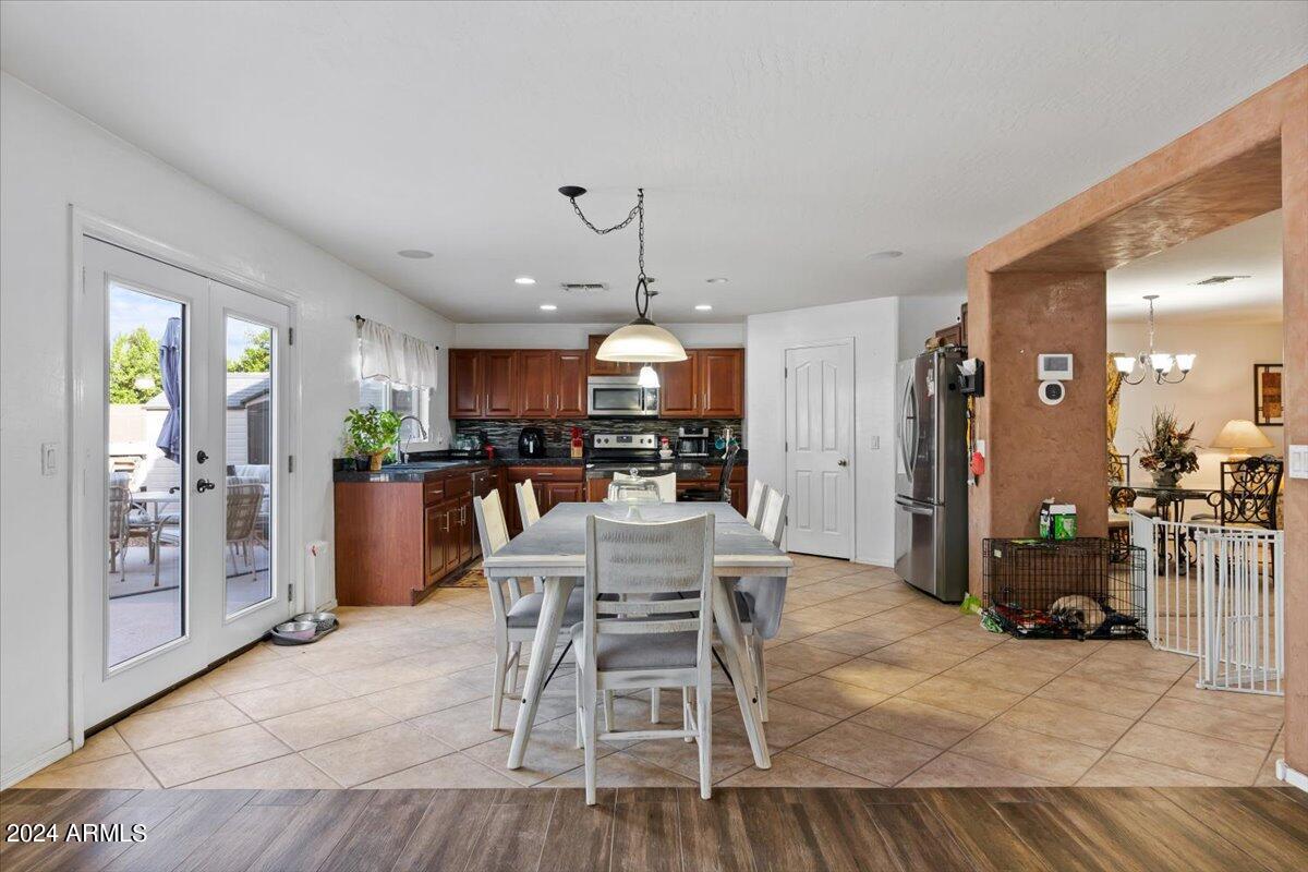 3406 E SUPERIOR Road