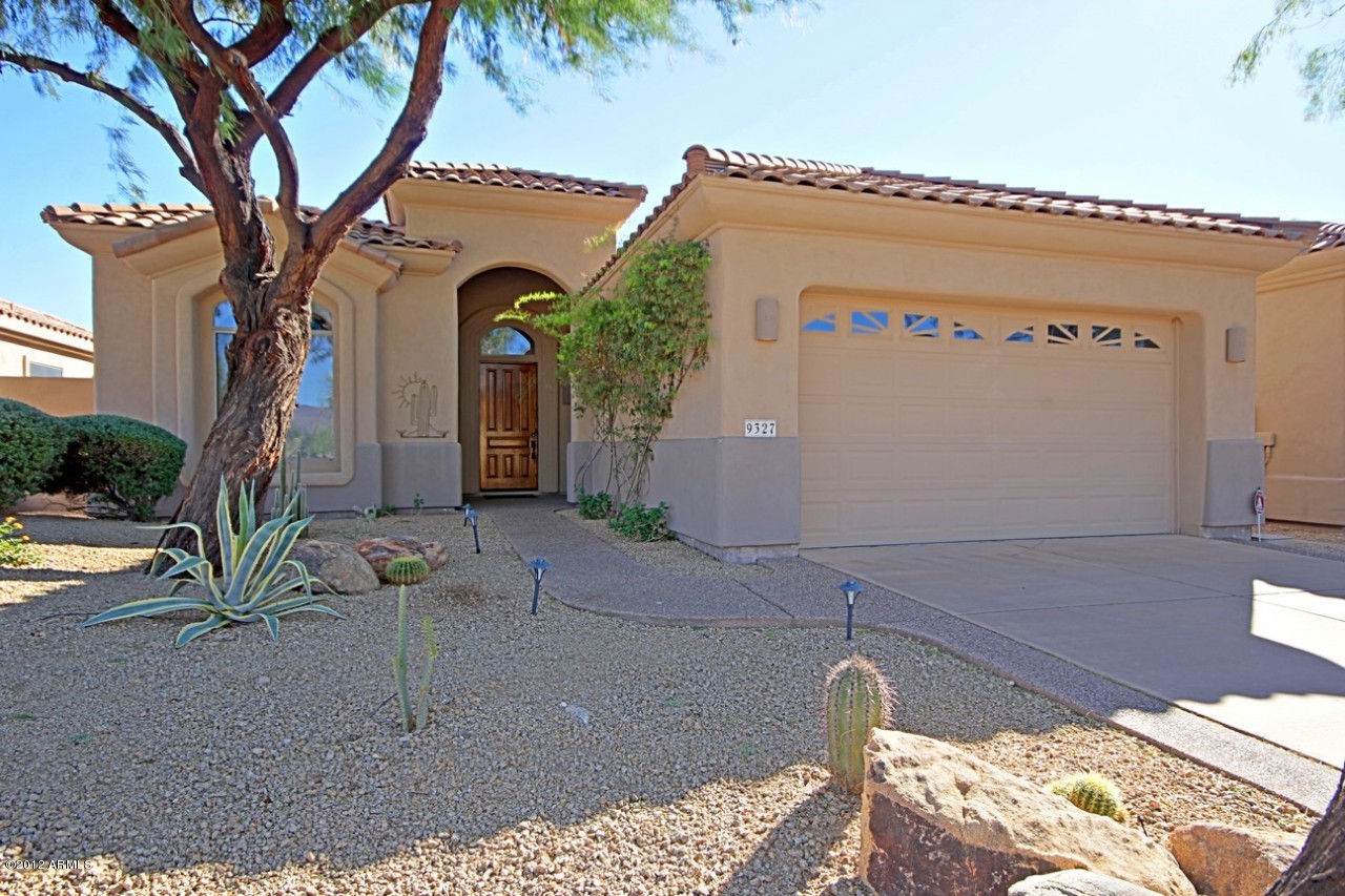 9327 E WHITEWING Drive