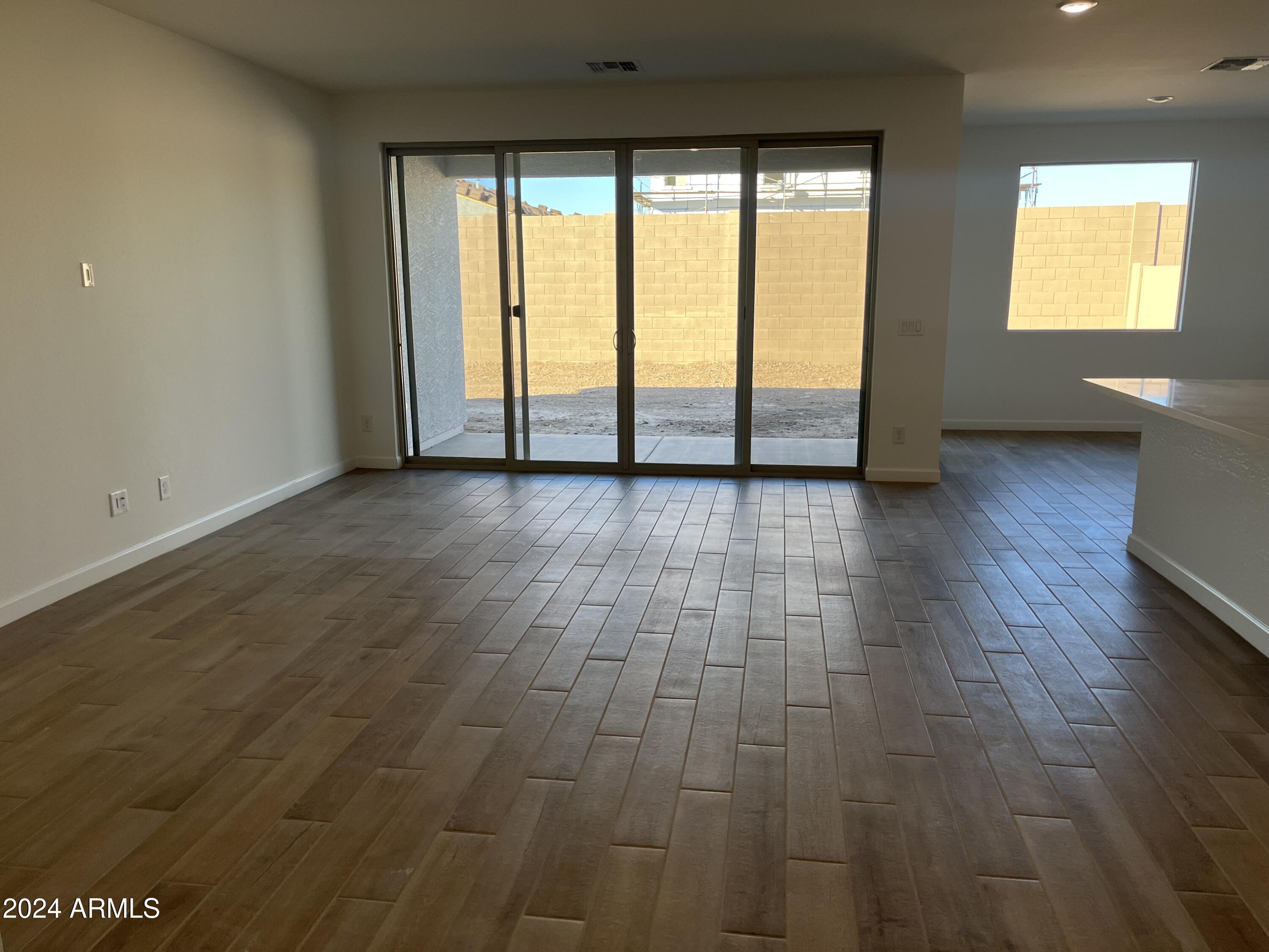7674 W TETHER Trail