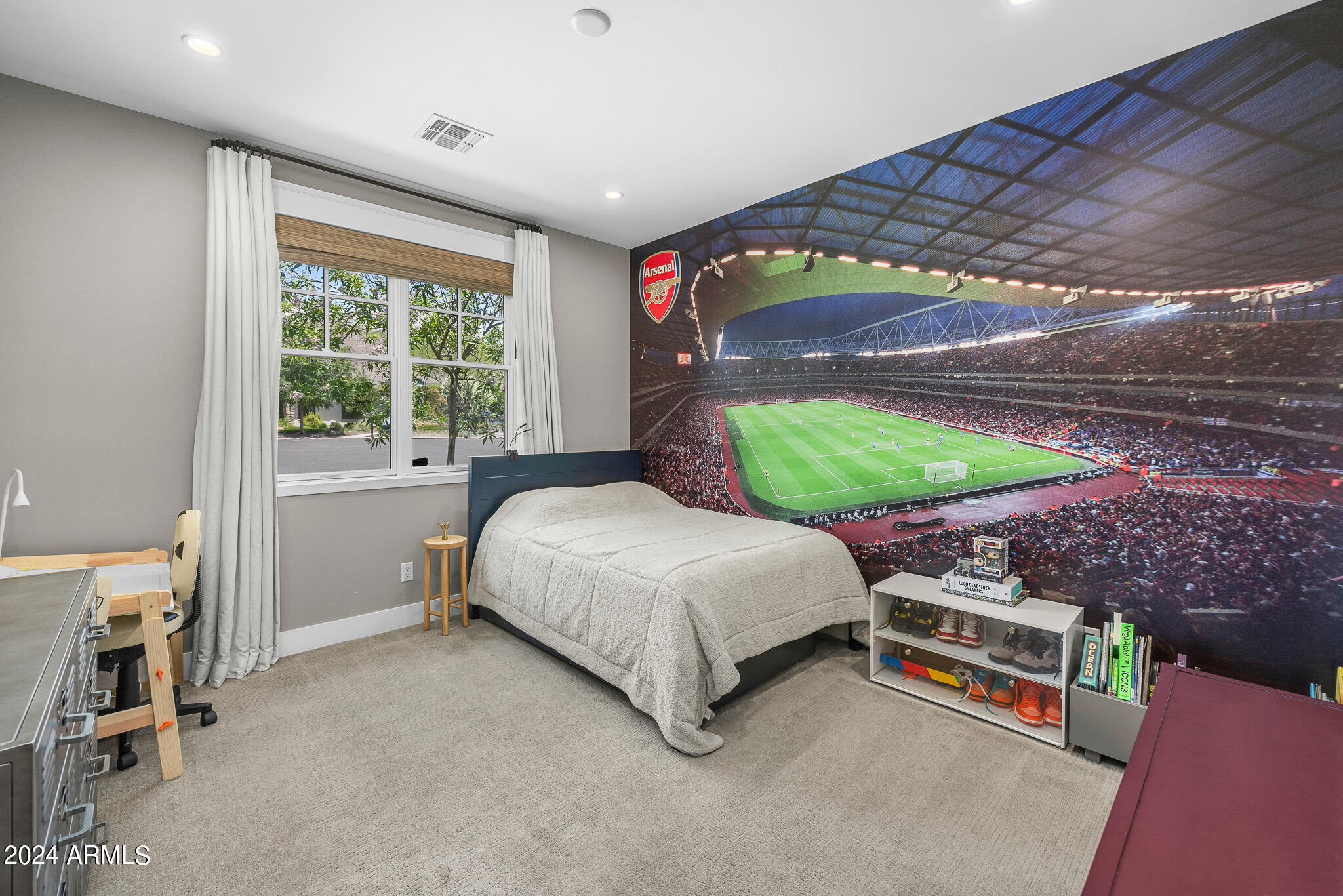 5241 E CALLE VENTURA --