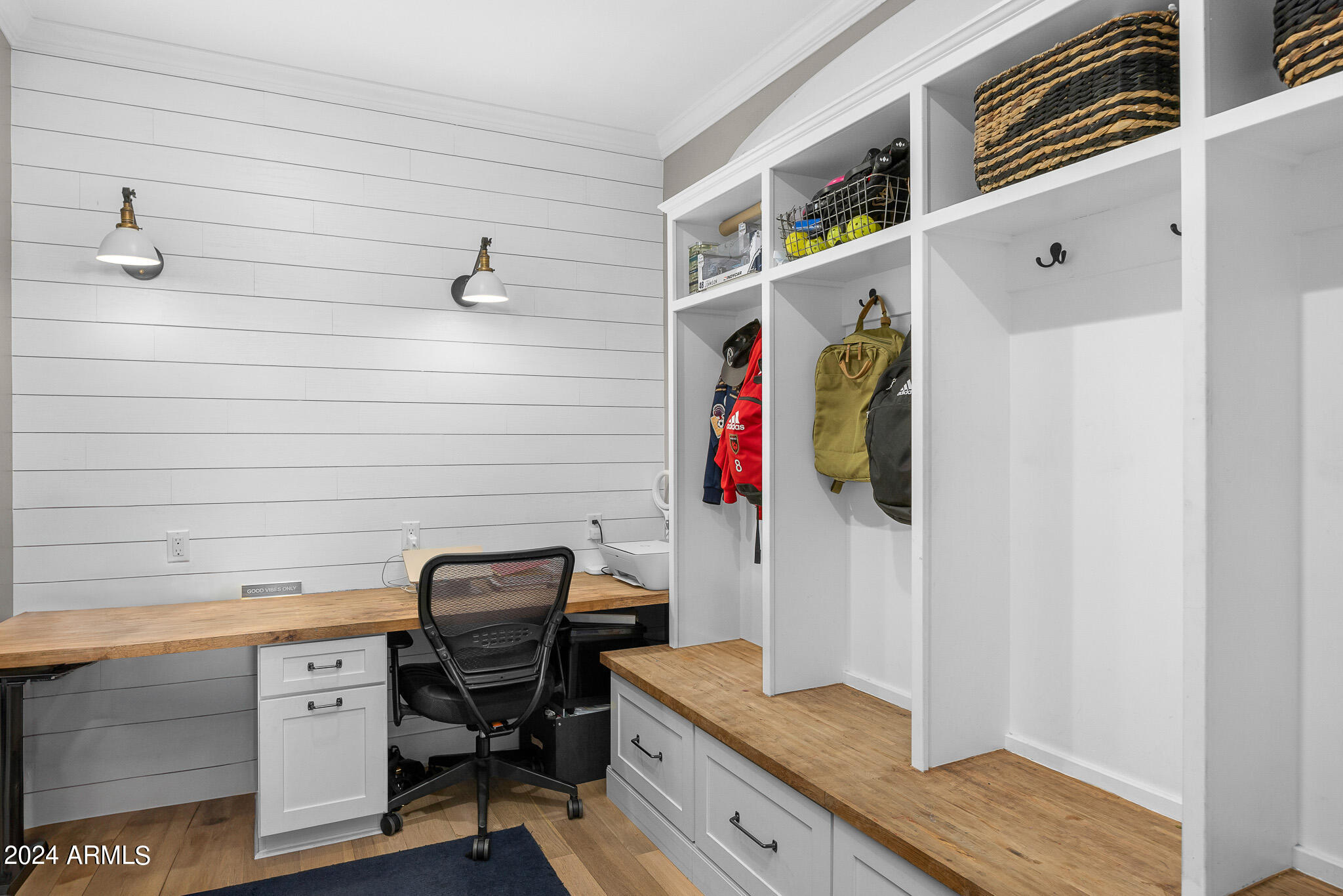 5241 E CALLE VENTURA --