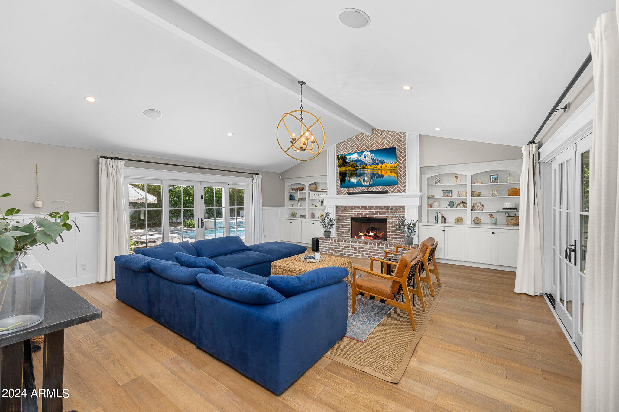 5241 E CALLE VENTURA --