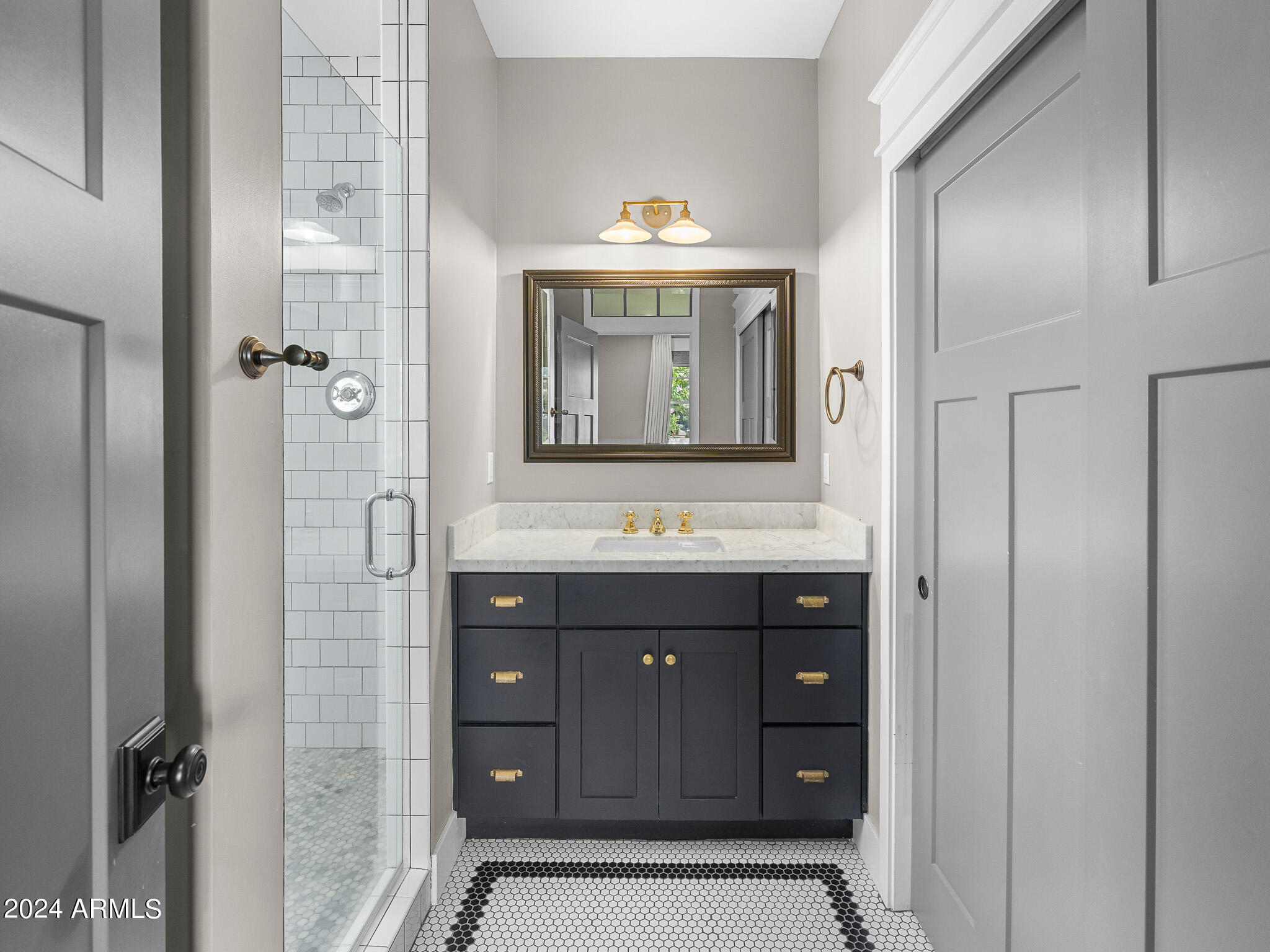 5241 E CALLE VENTURA --