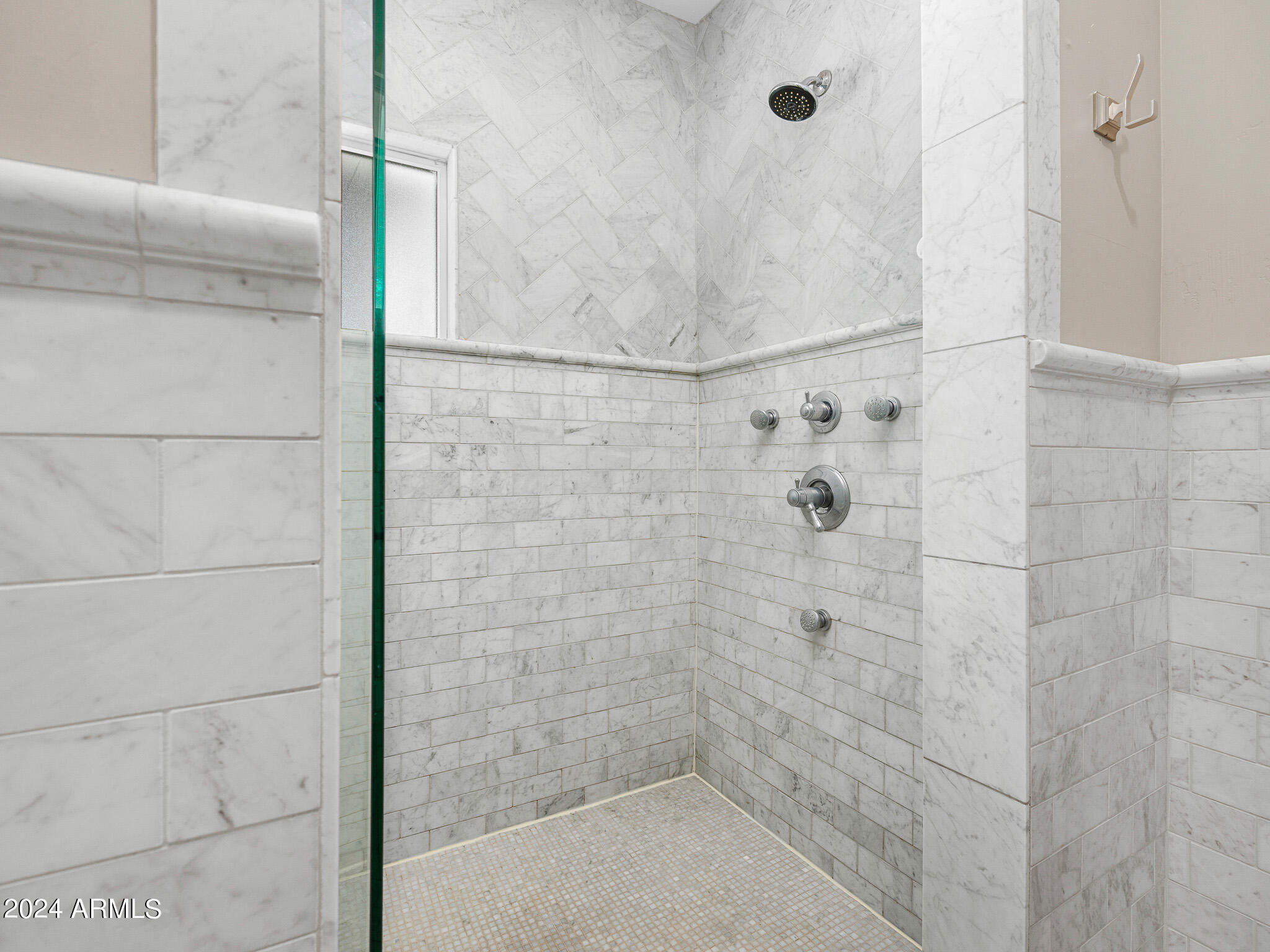 5241 E CALLE VENTURA --