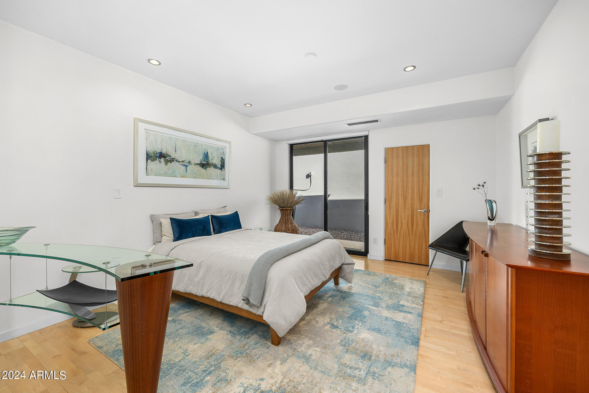 5831 N ECHO CANYON Circle