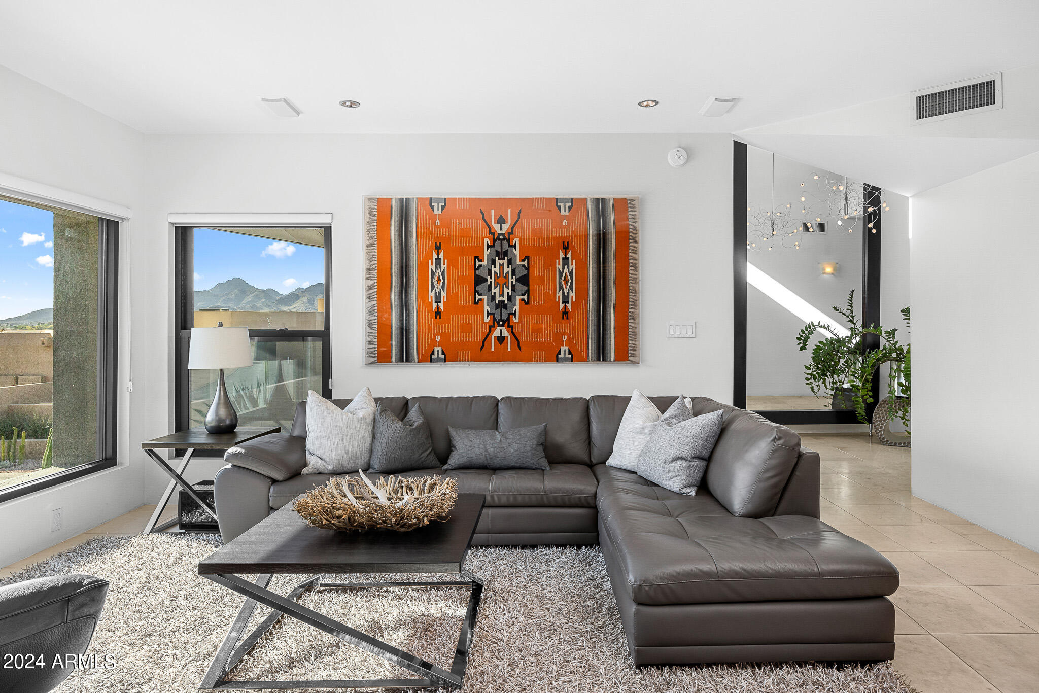 5831 N ECHO CANYON Circle