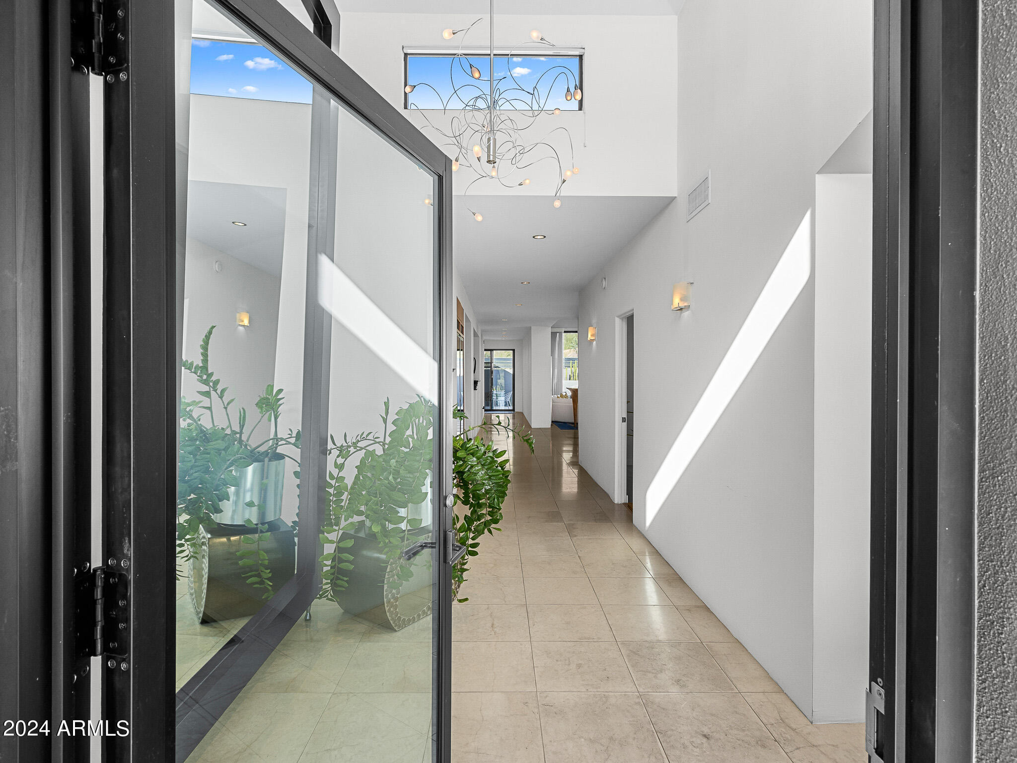 5831 N ECHO CANYON Circle