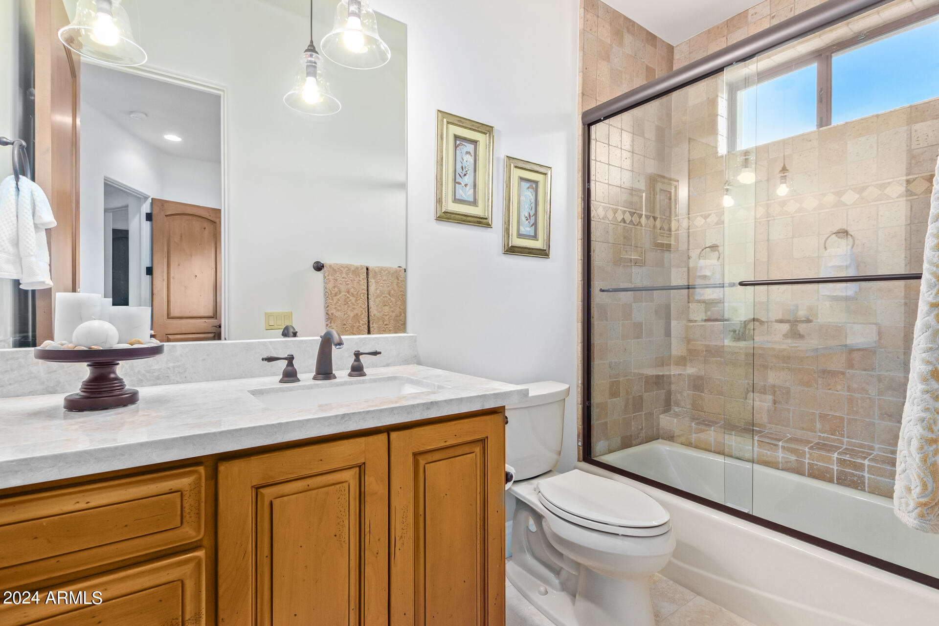 11611 E CAVEDALE Drive