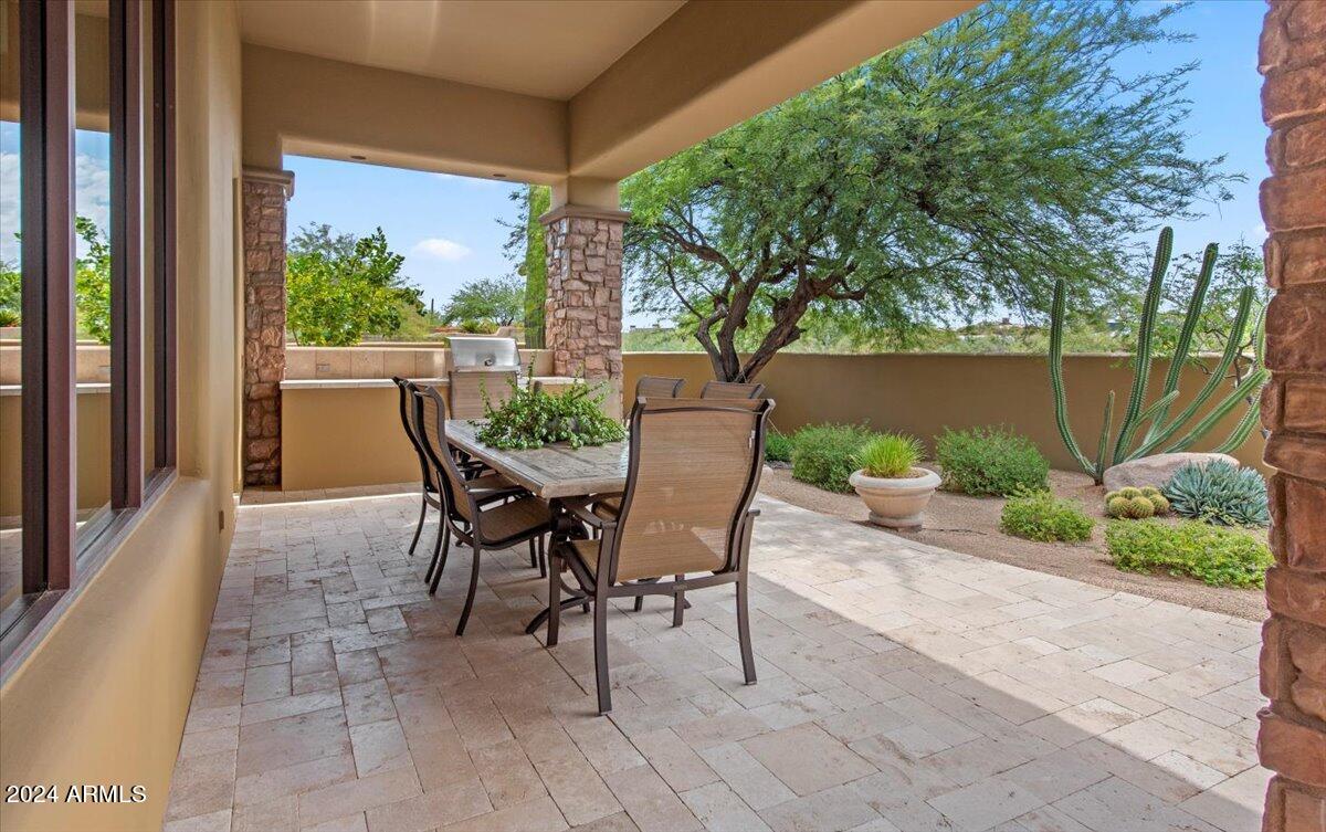 11611 E CAVEDALE Drive