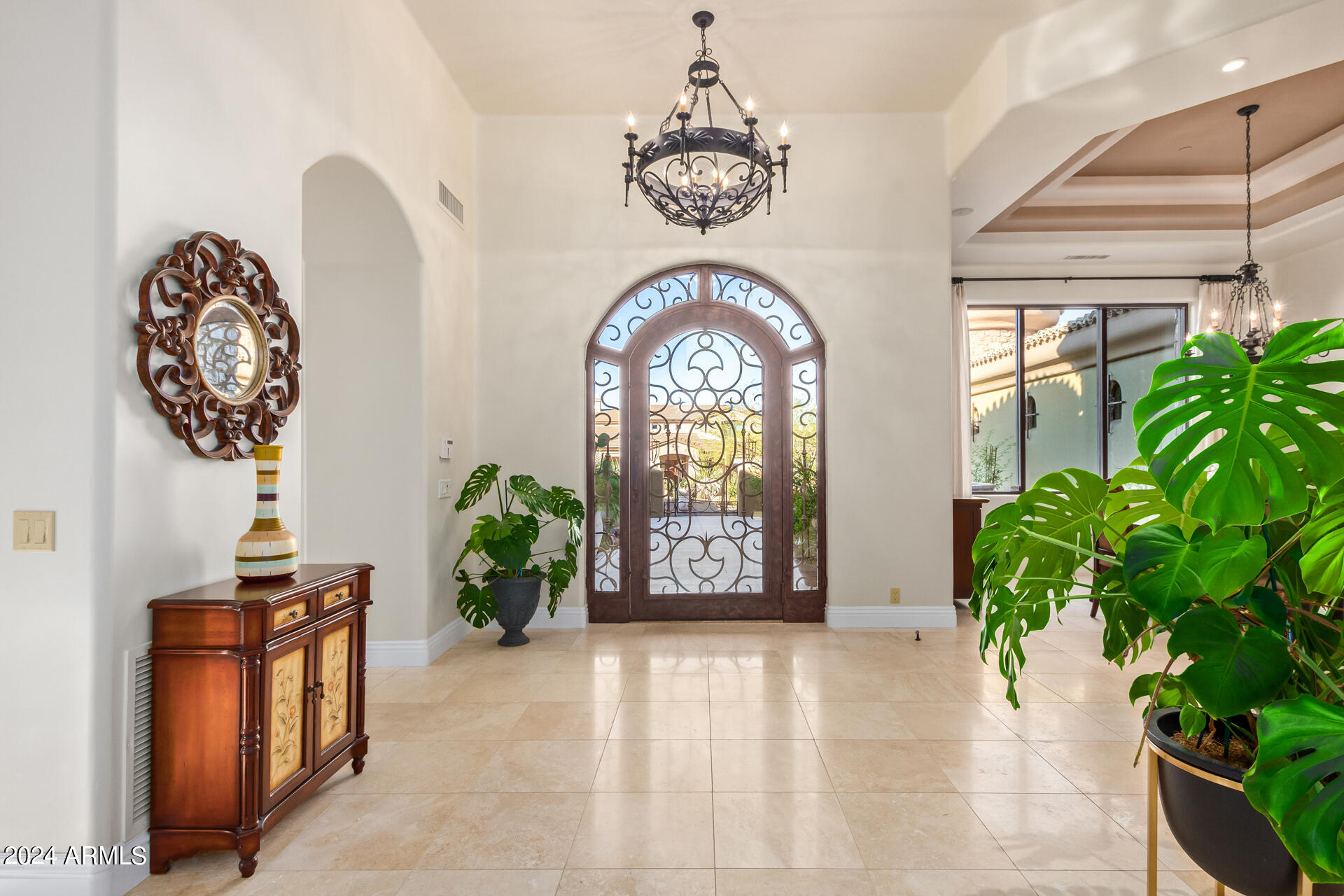 11611 E CAVEDALE Drive