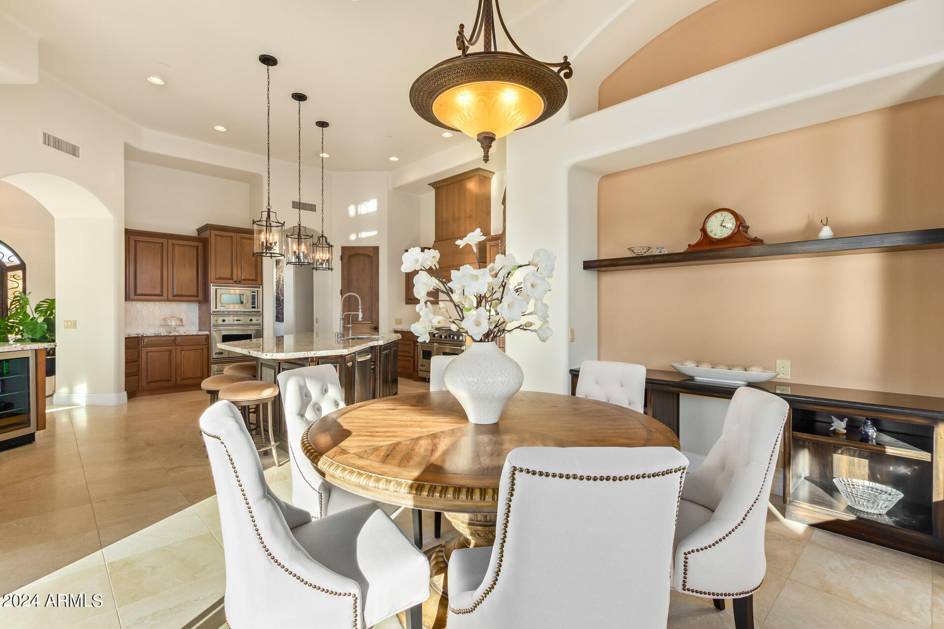 11611 E CAVEDALE Drive