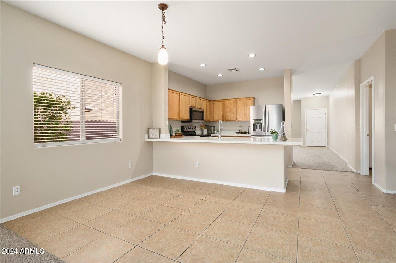 3719 W Wayne Lane