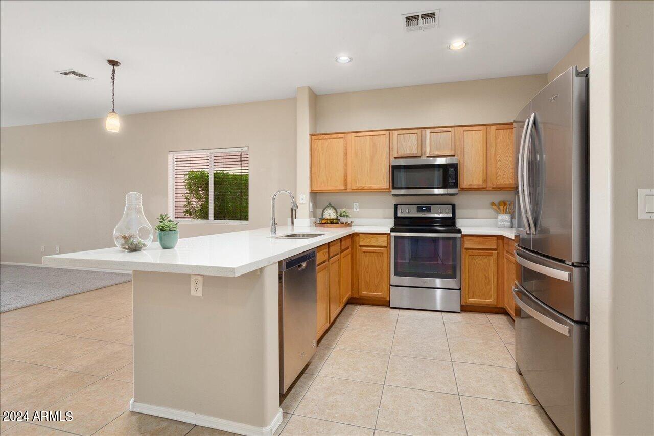 3719 W Wayne Lane