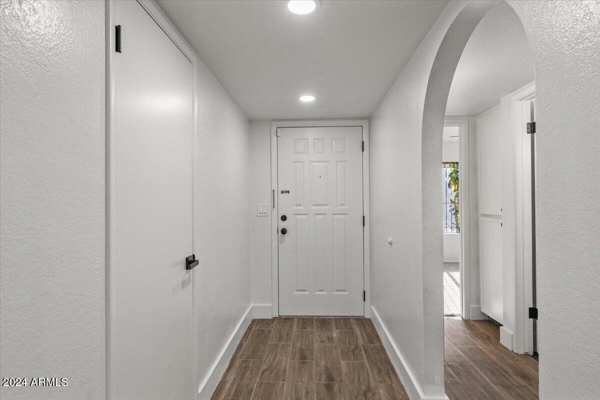 2501 E PEPPER RIDGE Circle