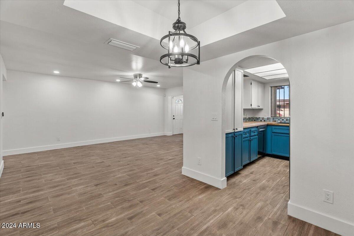 2501 E PEPPER RIDGE Circle