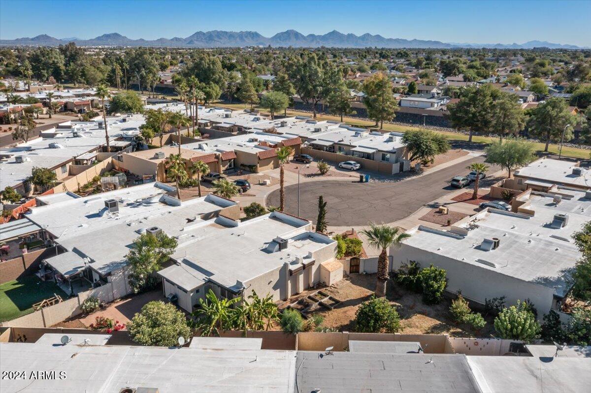 2501 E PEPPER RIDGE Circle