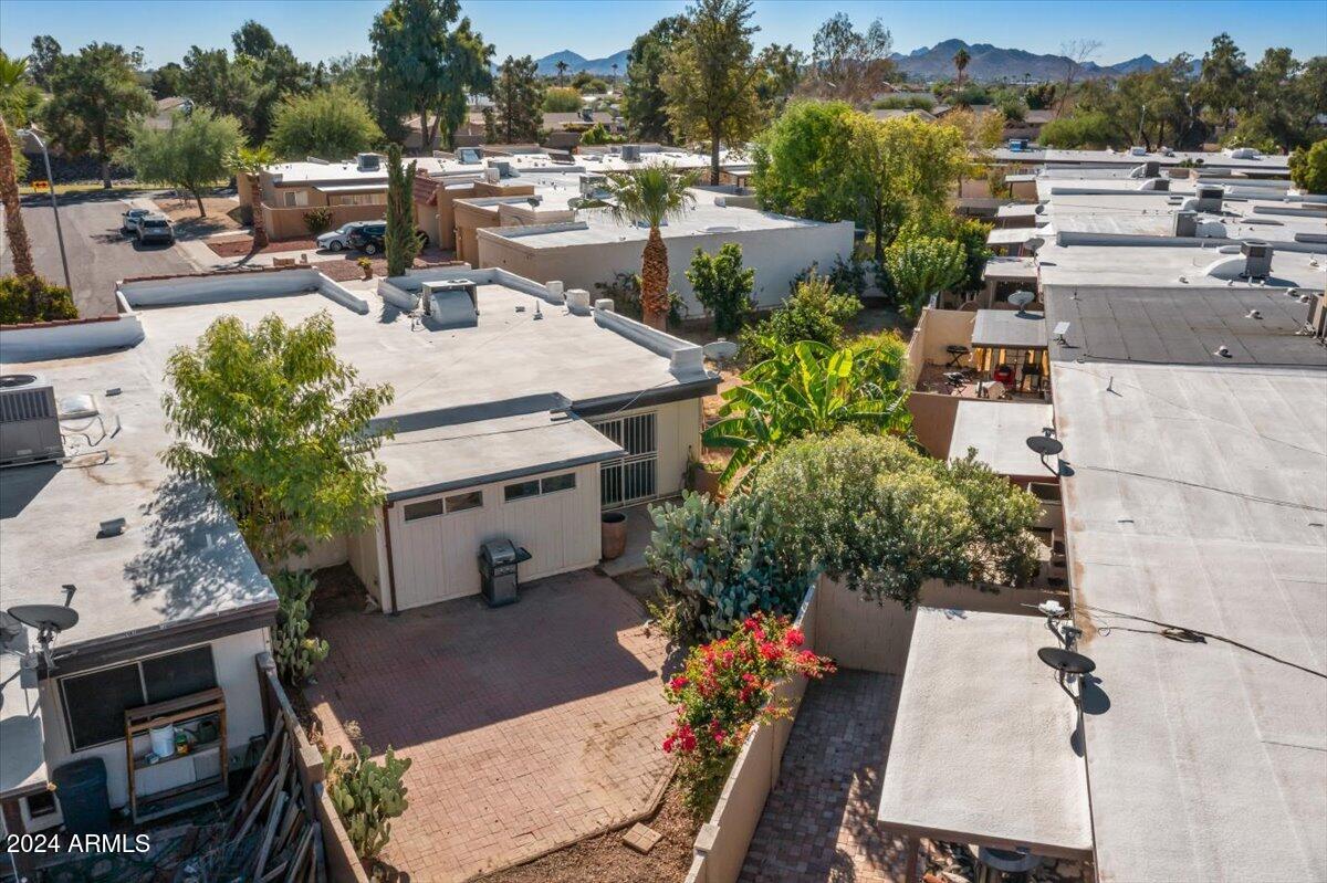 2501 E PEPPER RIDGE Circle