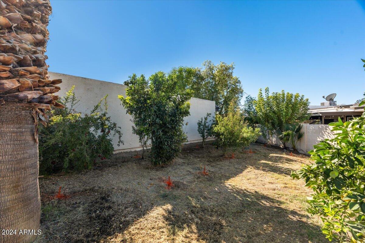 2501 E PEPPER RIDGE Circle