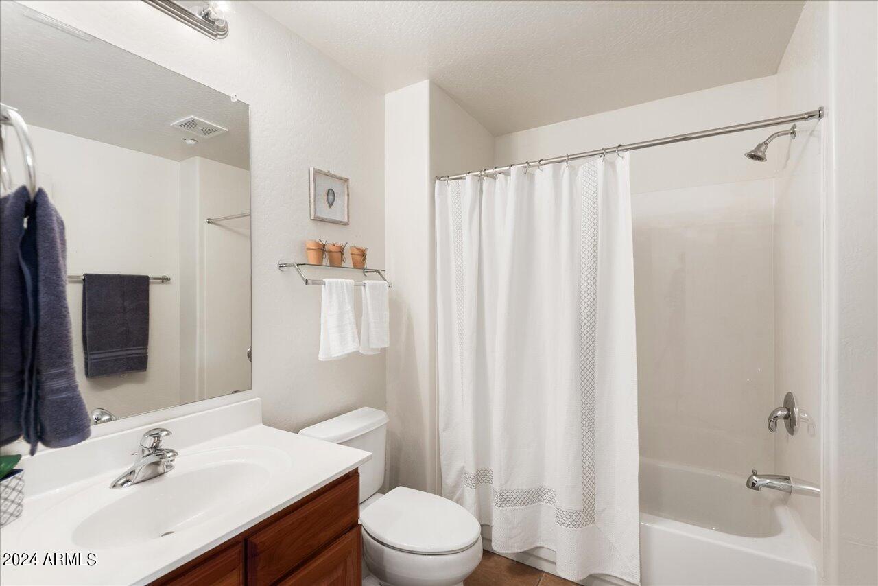 33550 N DOVE LAKES Drive # 1035