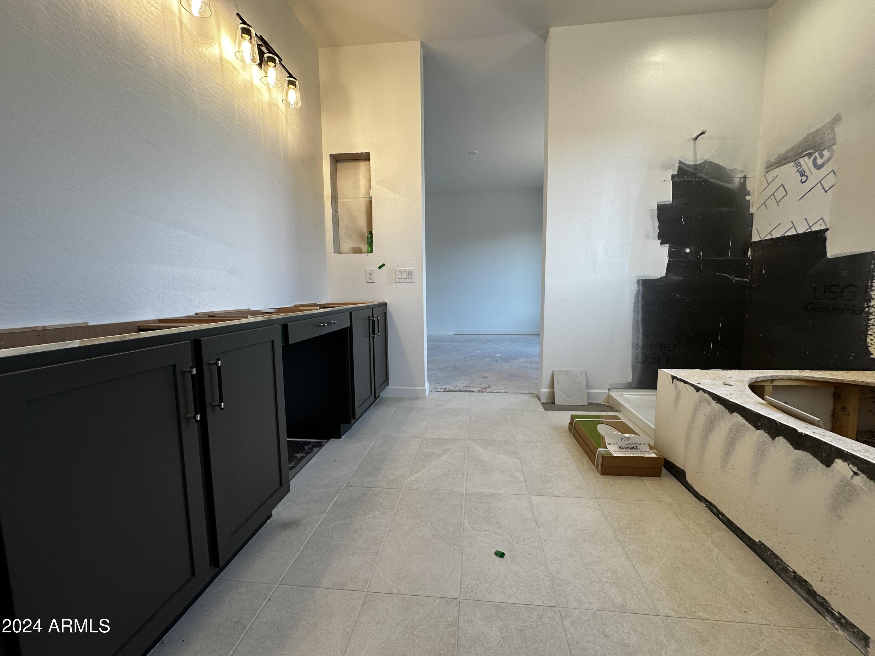 11515 E UTOPIA Avenue