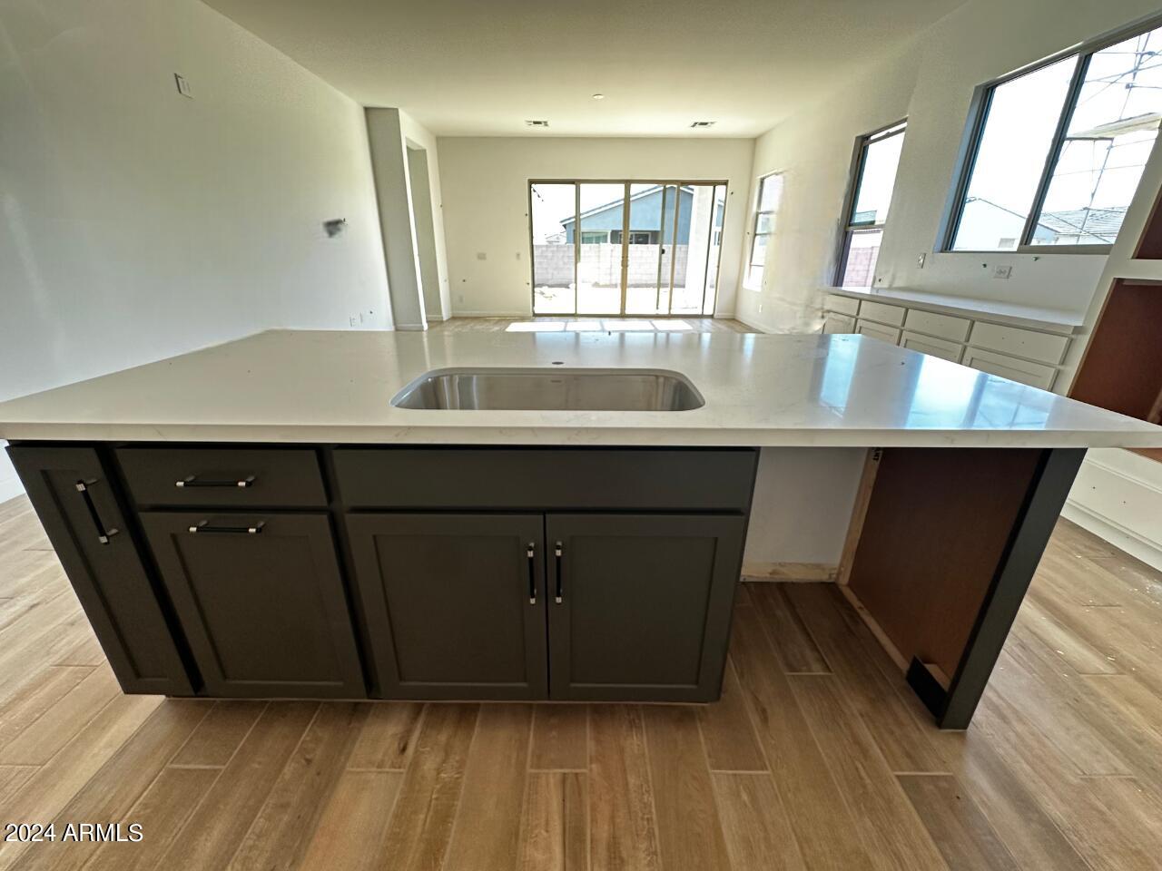 11515 E UTOPIA Avenue