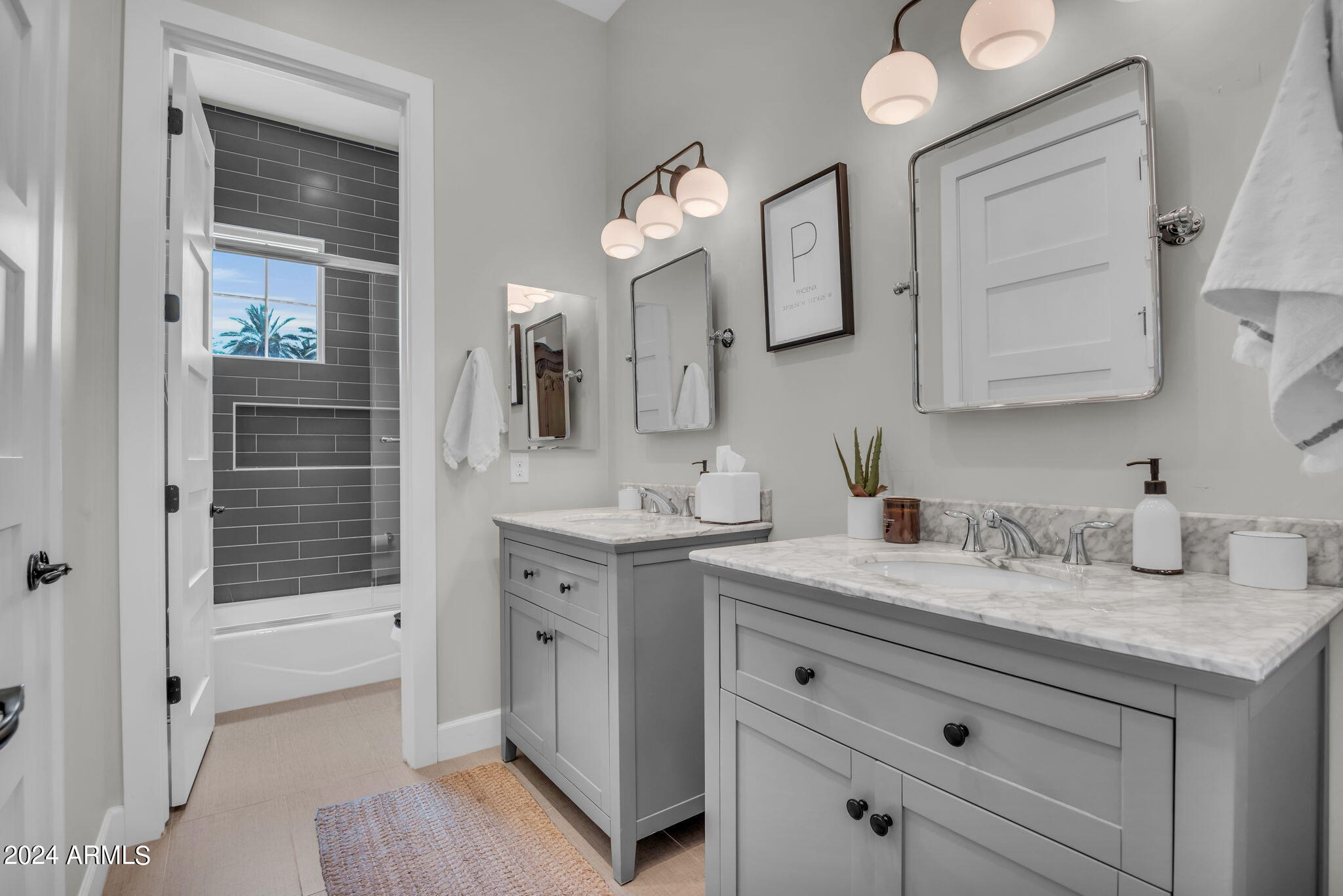 24 W MARLETTE Avenue