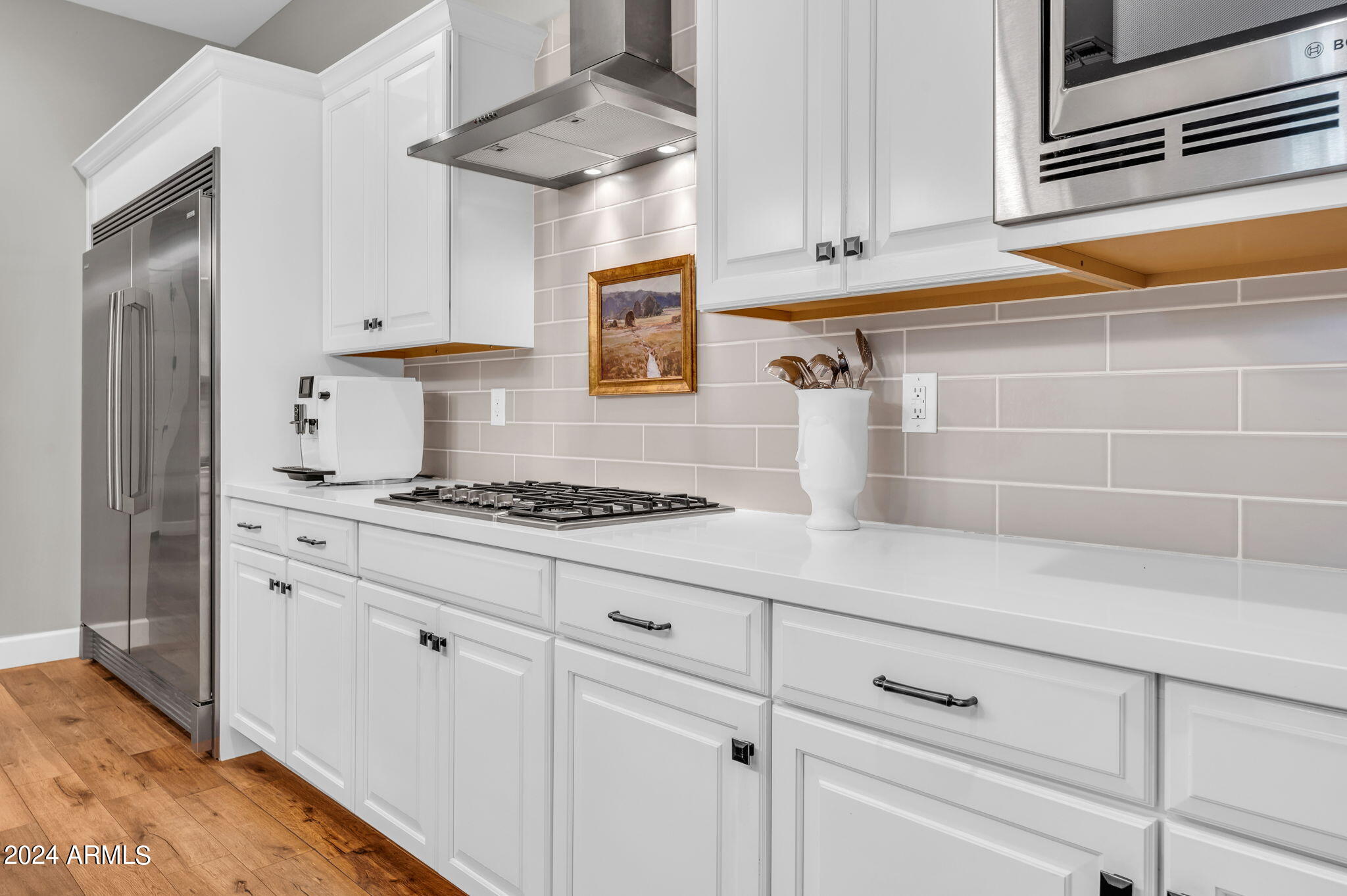 24 W MARLETTE Avenue